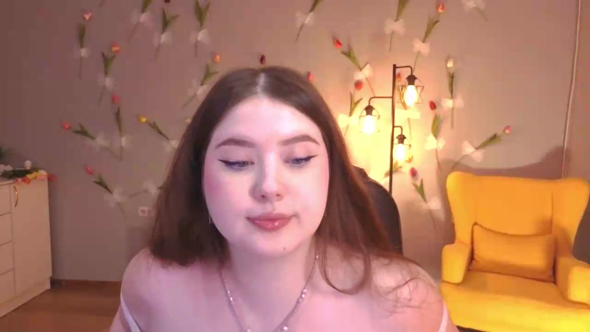 Gallery image thumbnail from EnigmaVeil's myfreecams stream on, 07/17/2026, 23:00 image 19 of 20