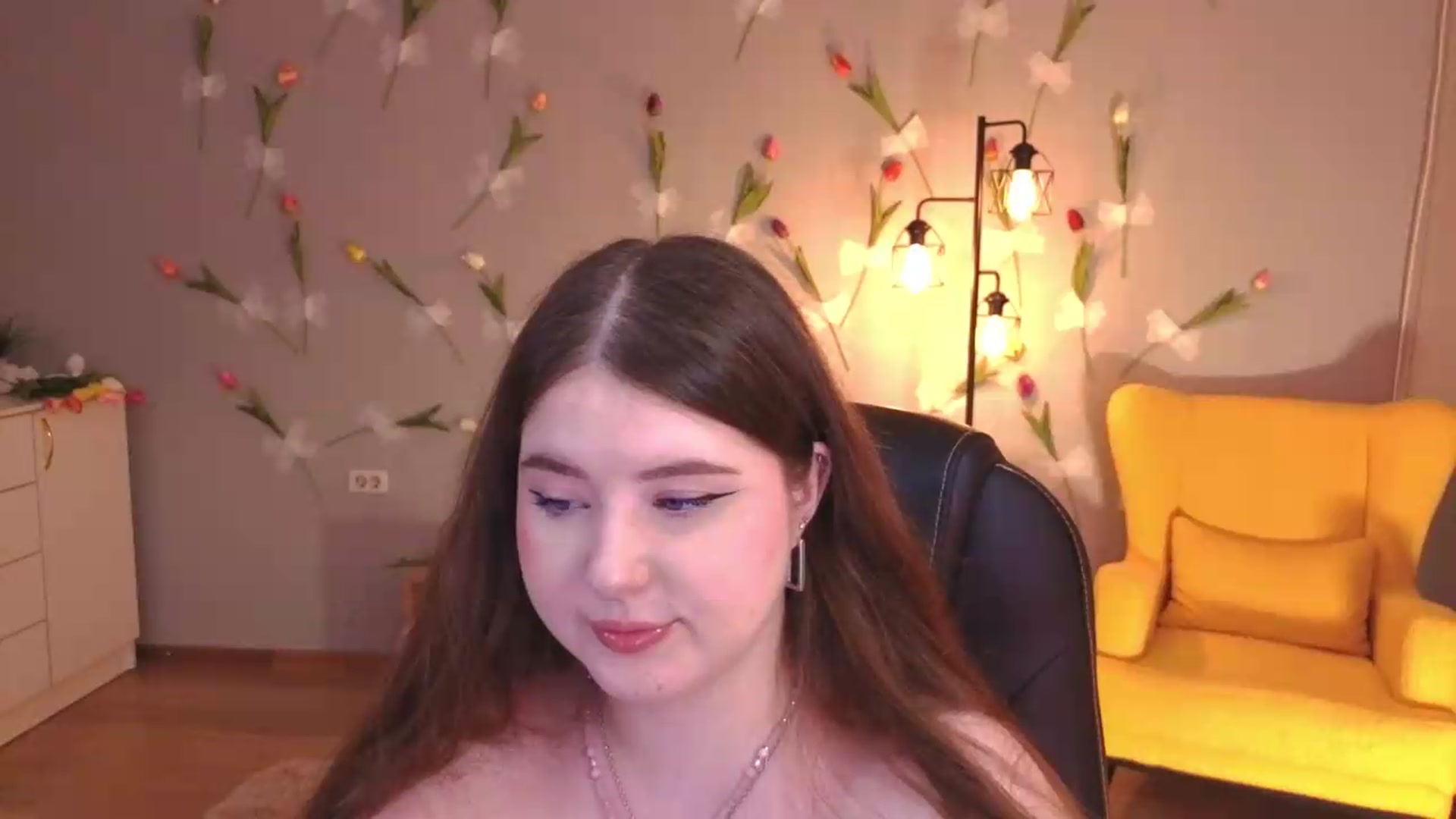 Gallery image thumbnail from EnigmaVeil's myfreecams stream on, 07/17/2026, 23:47 image 11 of 20