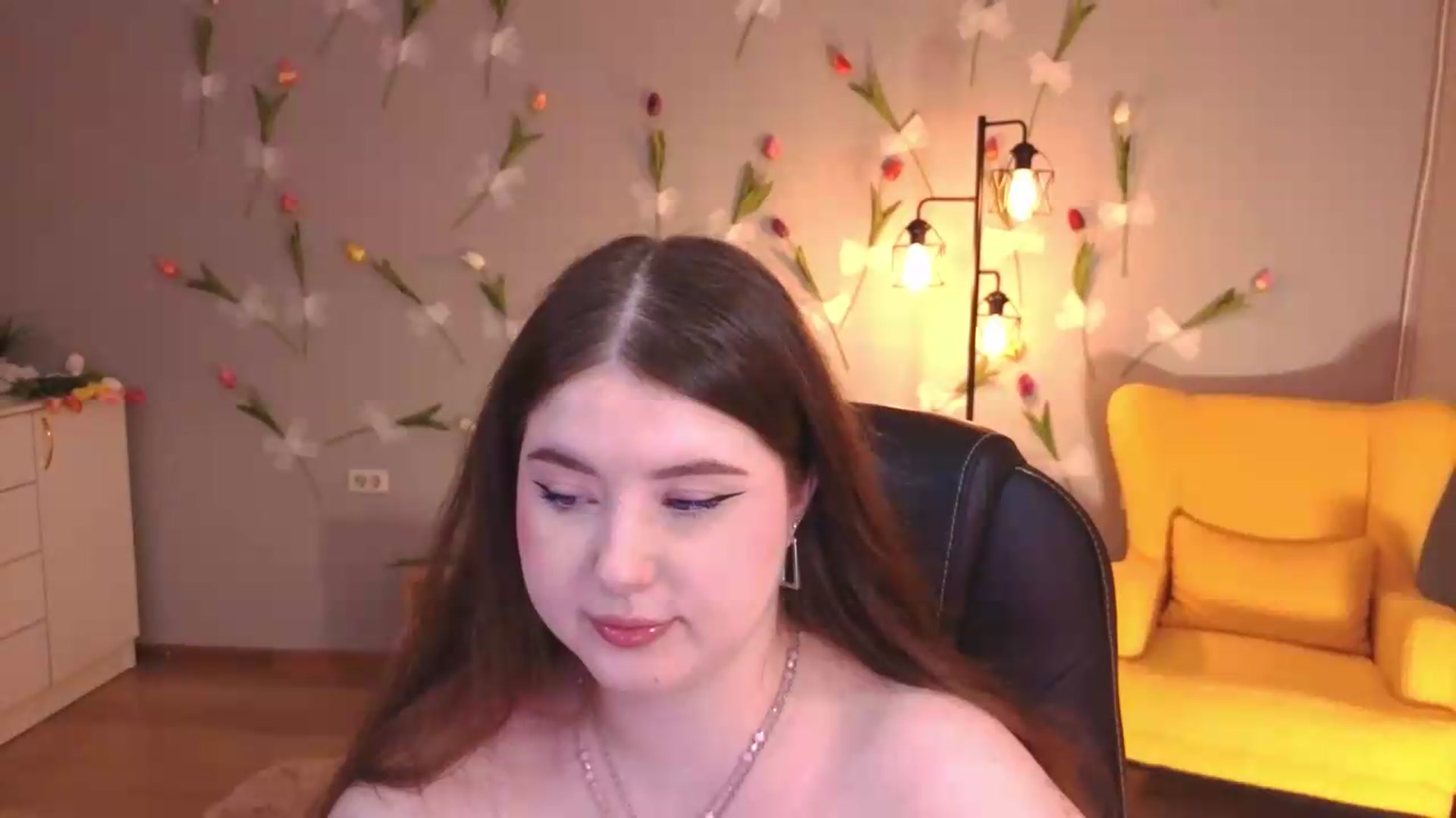 Gallery image thumbnail from EnigmaVeil's myfreecams stream on, 07/17/2026, 23:47 image 15 of 20