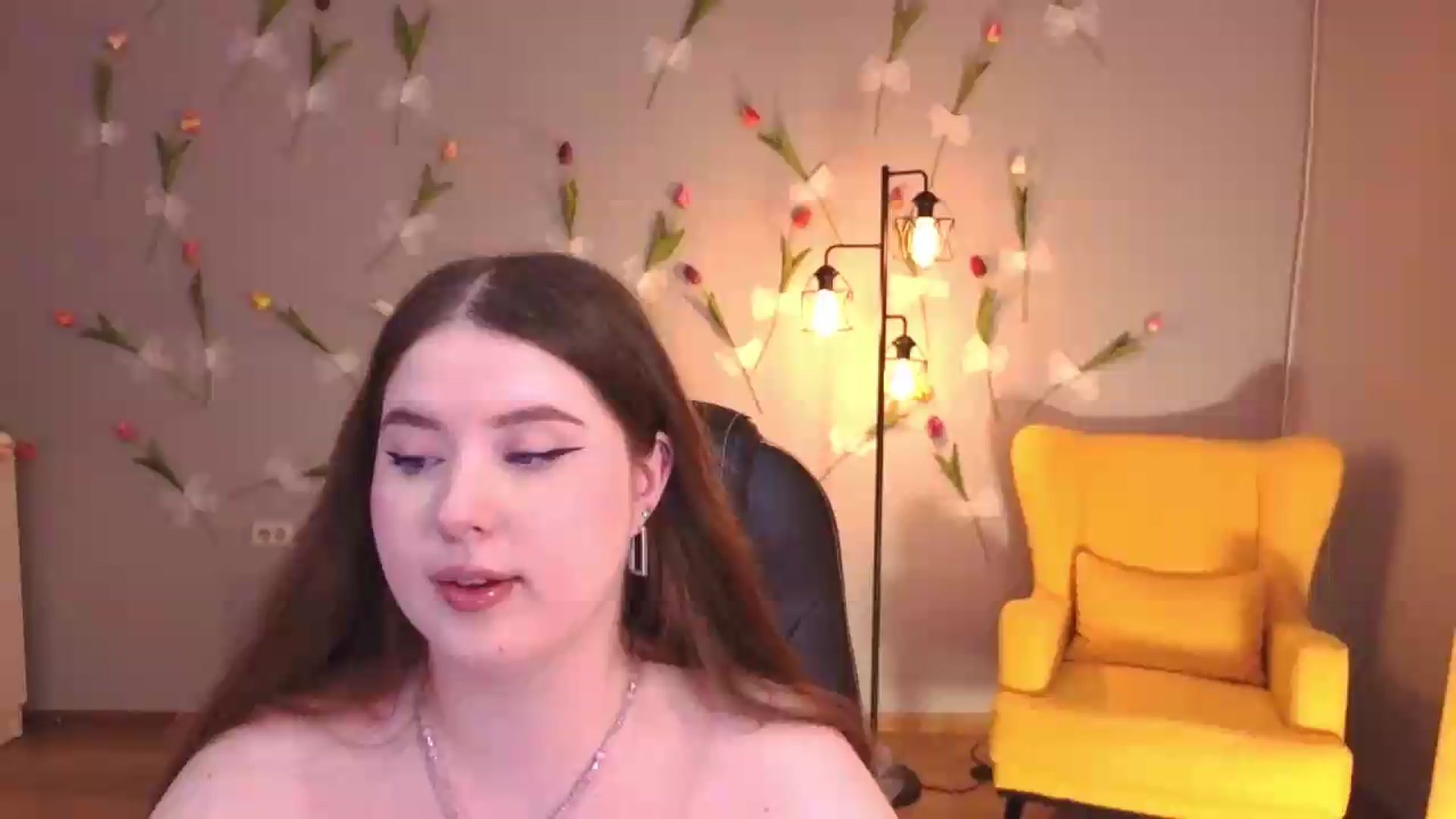 Gallery image thumbnail from EnigmaVeil's myfreecams stream on, 07/18/2026, 03:12 image 15 of 20