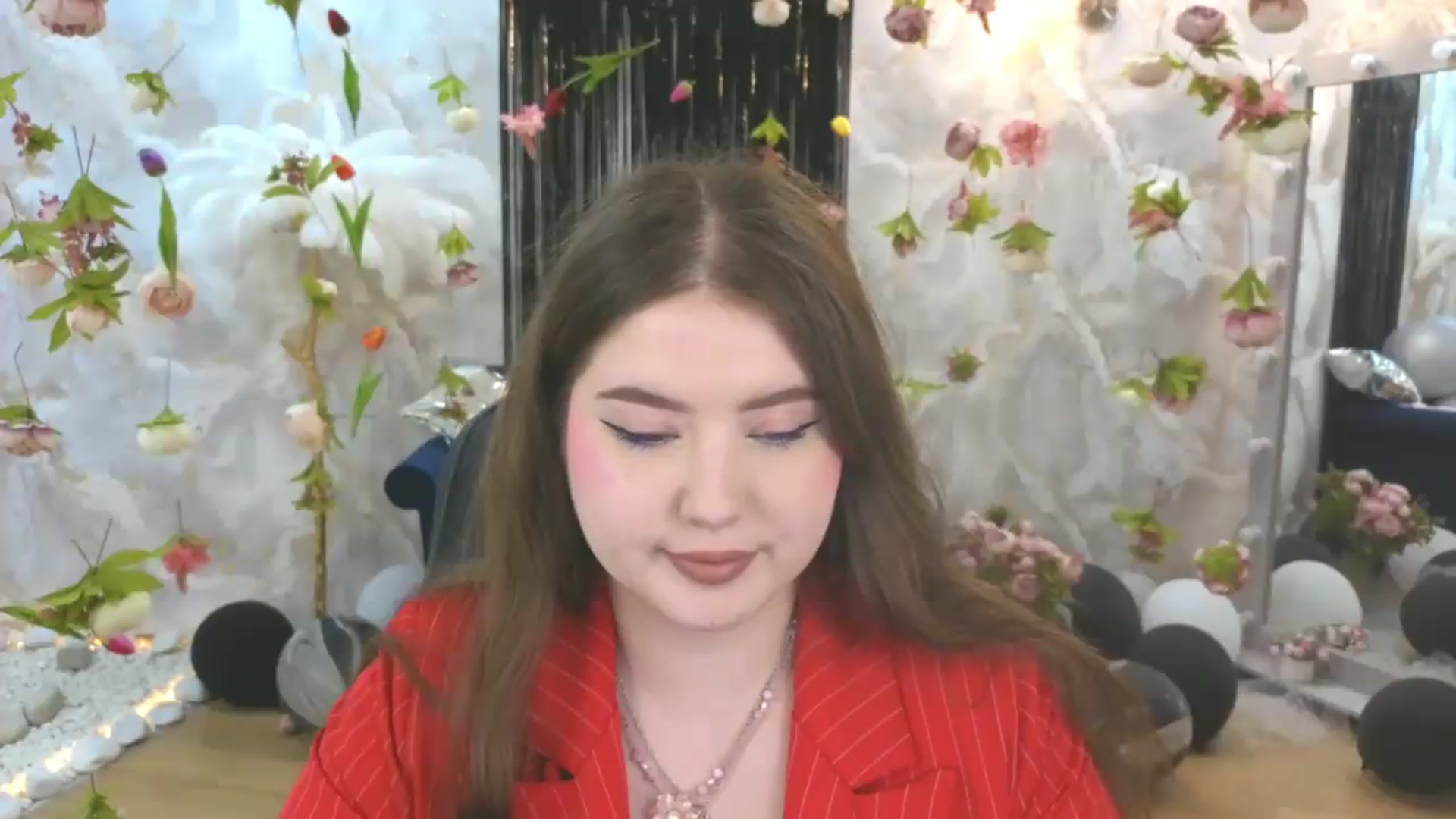 Gallery image thumbnail from EnigmaVeil's myfreecams stream on, 07/18/2026, 19:47 image 2 of 20