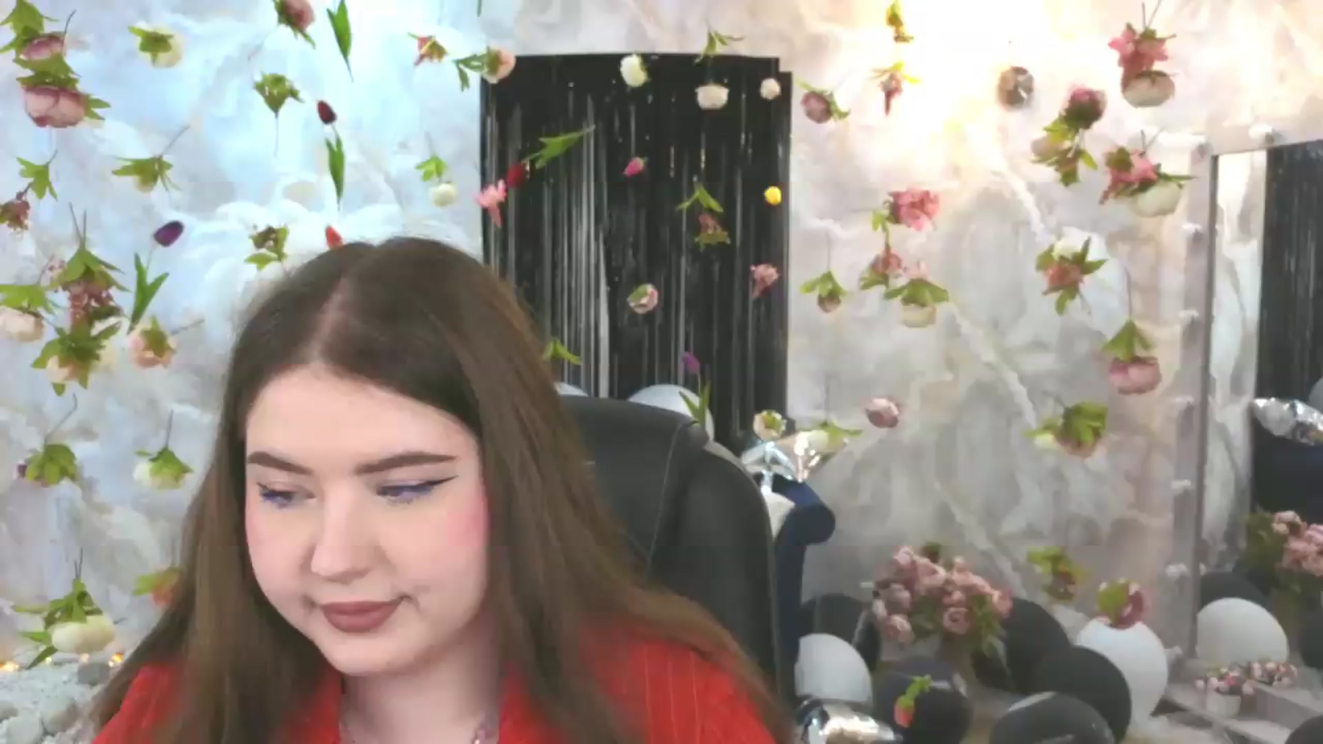 Gallery image thumbnail from EnigmaVeil's myfreecams stream on, 07/18/2026, 19:47 image 15 of 20