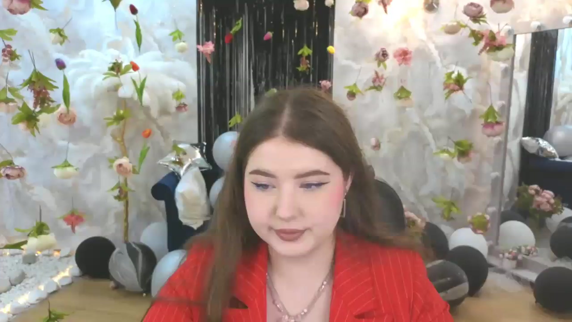 Gallery image thumbnail from EnigmaVeil's myfreecams stream on, 07/18/2026, 19:47 image 5 of 20