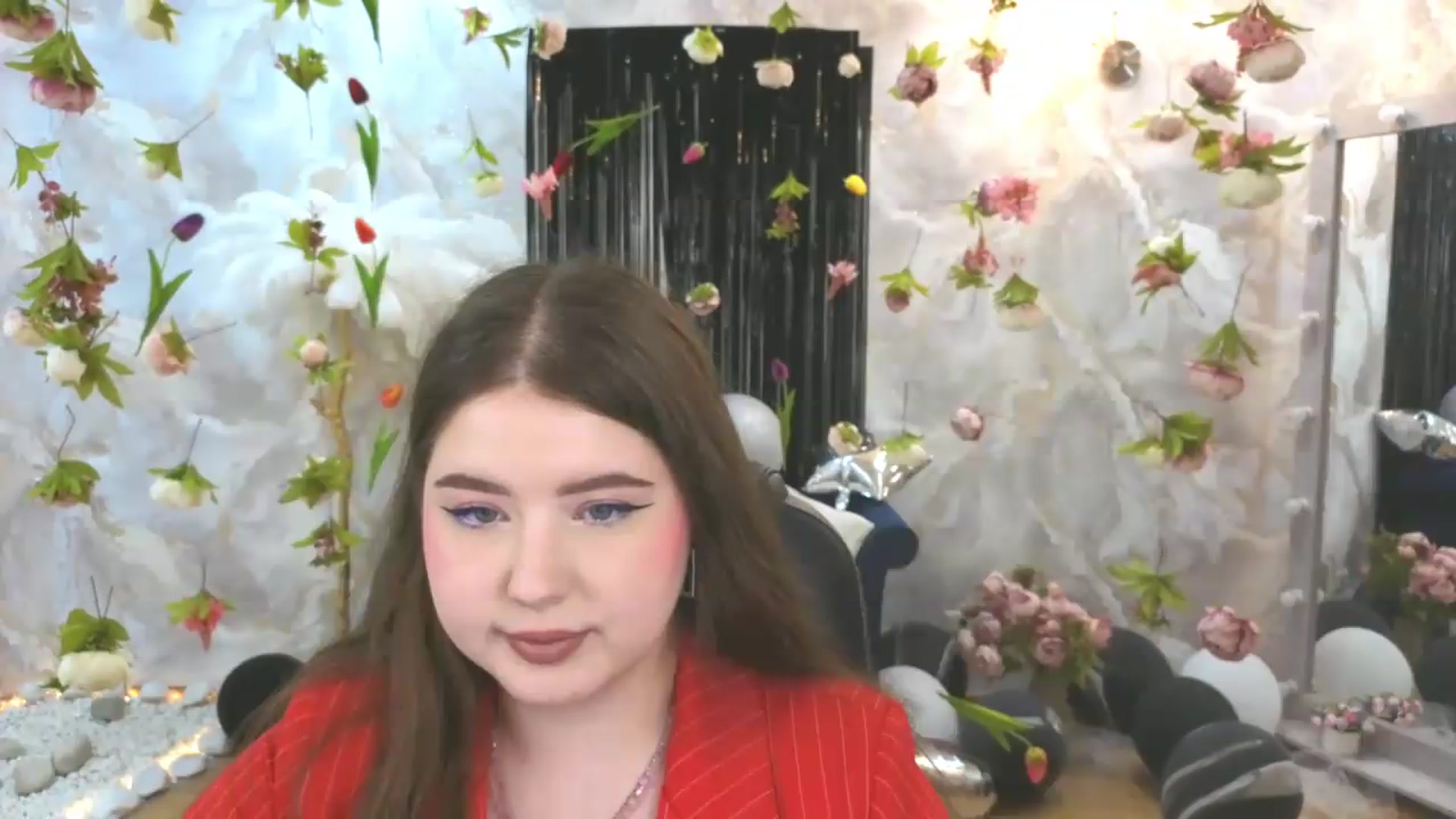 Gallery image thumbnail from EnigmaVeil's myfreecams stream on, 07/18/2026, 20:56 image 2 of 20