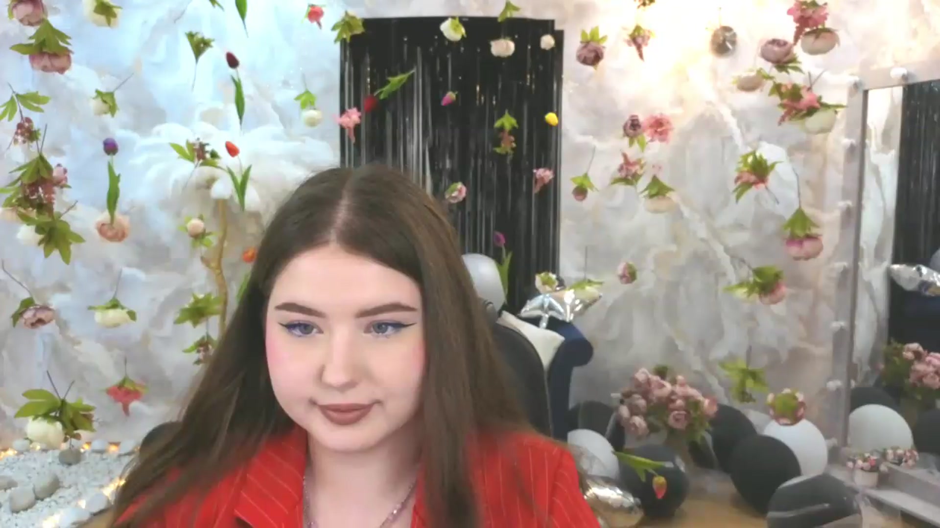 Gallery image thumbnail from EnigmaVeil's myfreecams stream on, 07/18/2026, 20:56 image 4 of 20