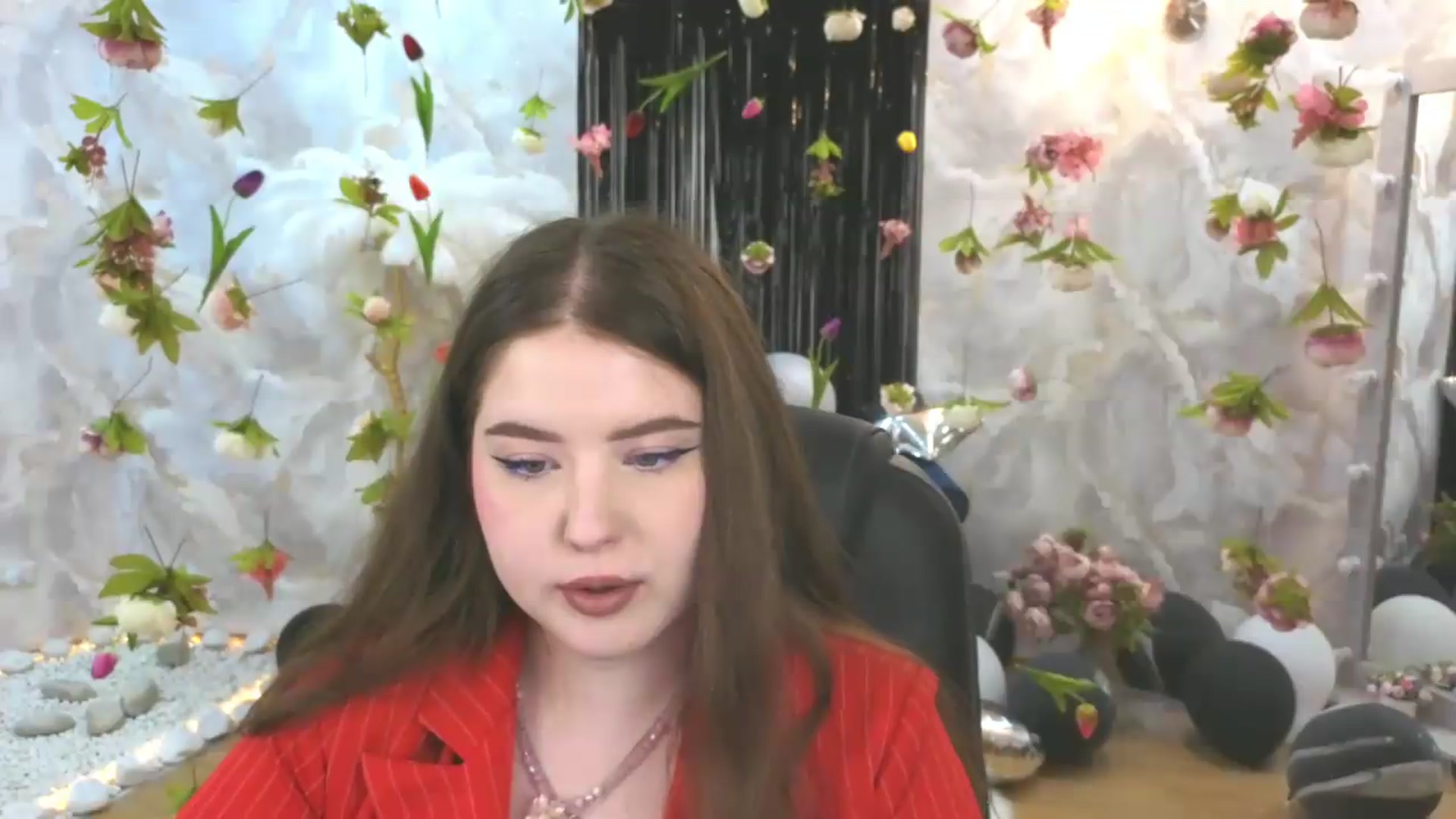 Gallery image thumbnail from EnigmaVeil's myfreecams stream on, 07/18/2026, 20:56 image 16 of 20