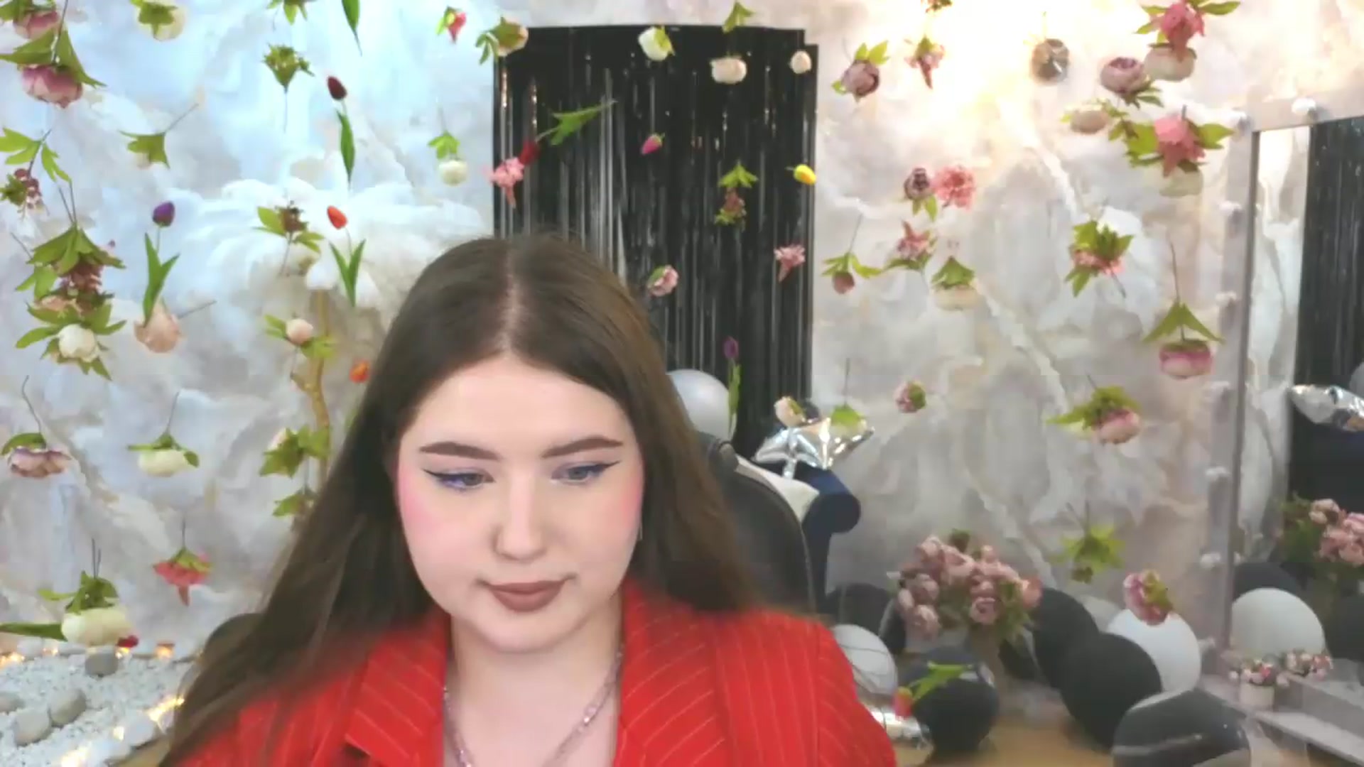 Gallery image thumbnail from EnigmaVeil's myfreecams stream on, 07/18/2026, 20:56 image 3 of 20
