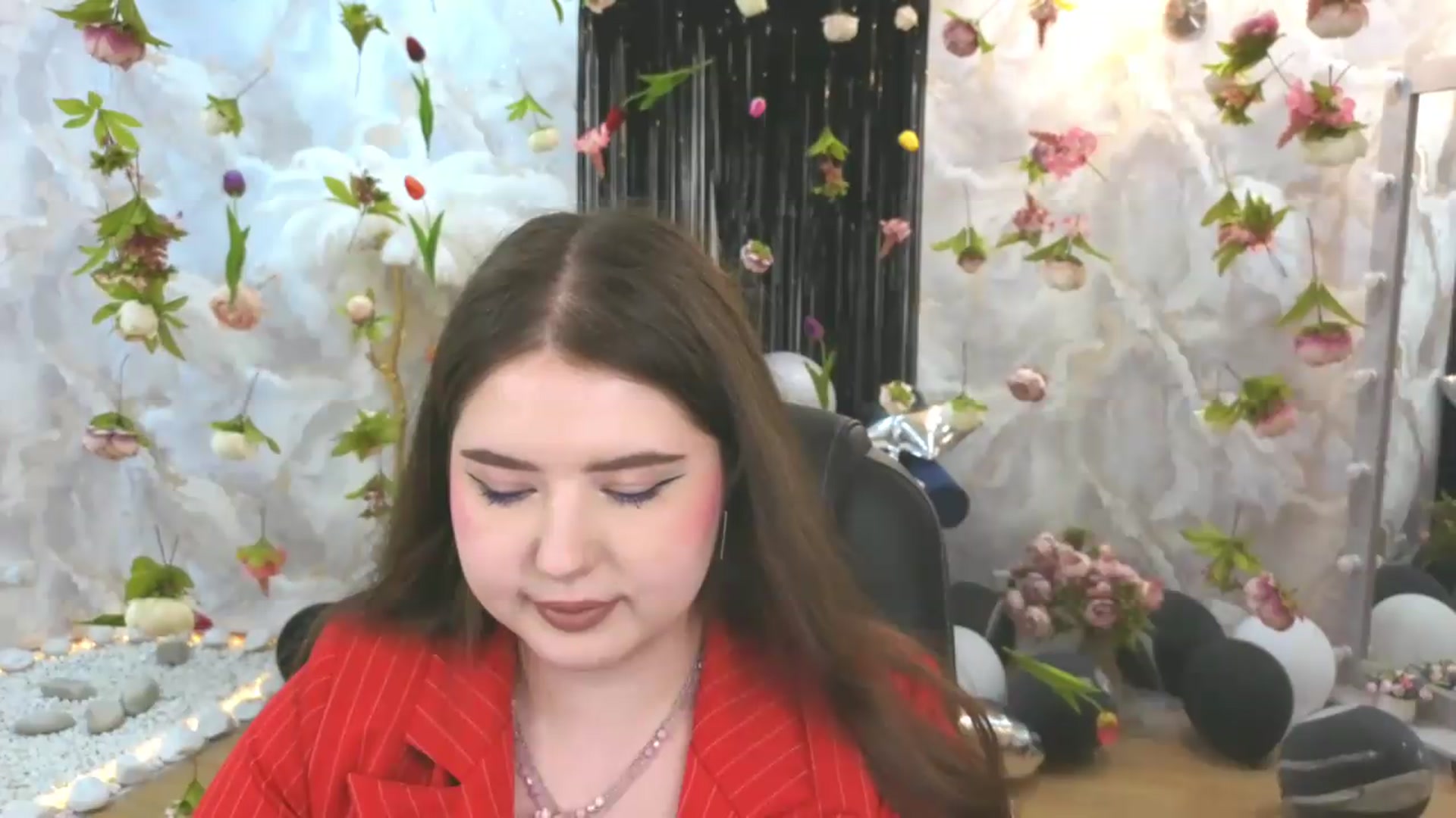 Gallery image thumbnail from EnigmaVeil's myfreecams stream on, 07/18/2026, 20:56 image 12 of 20