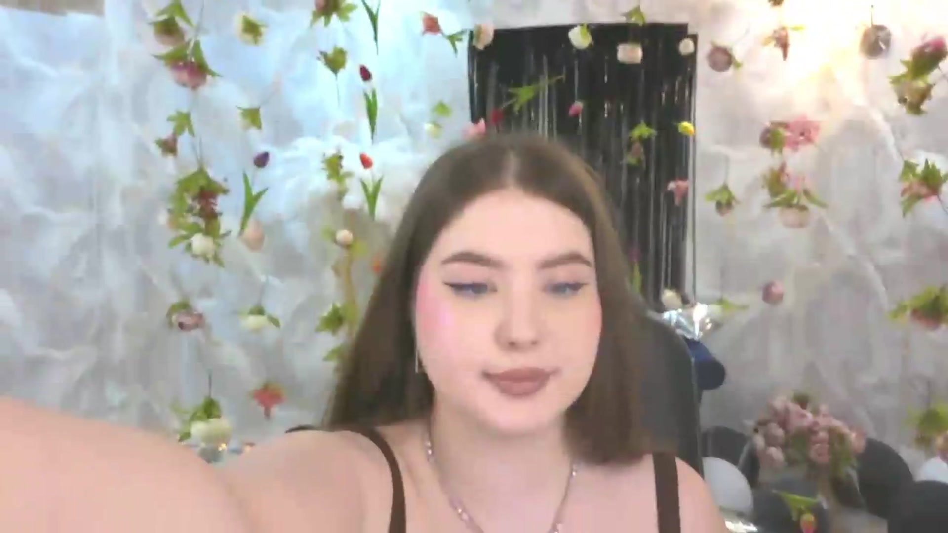 Gallery image thumbnail from EnigmaVeil's myfreecams stream on, 07/18/2026, 23:46 image 8 of 20