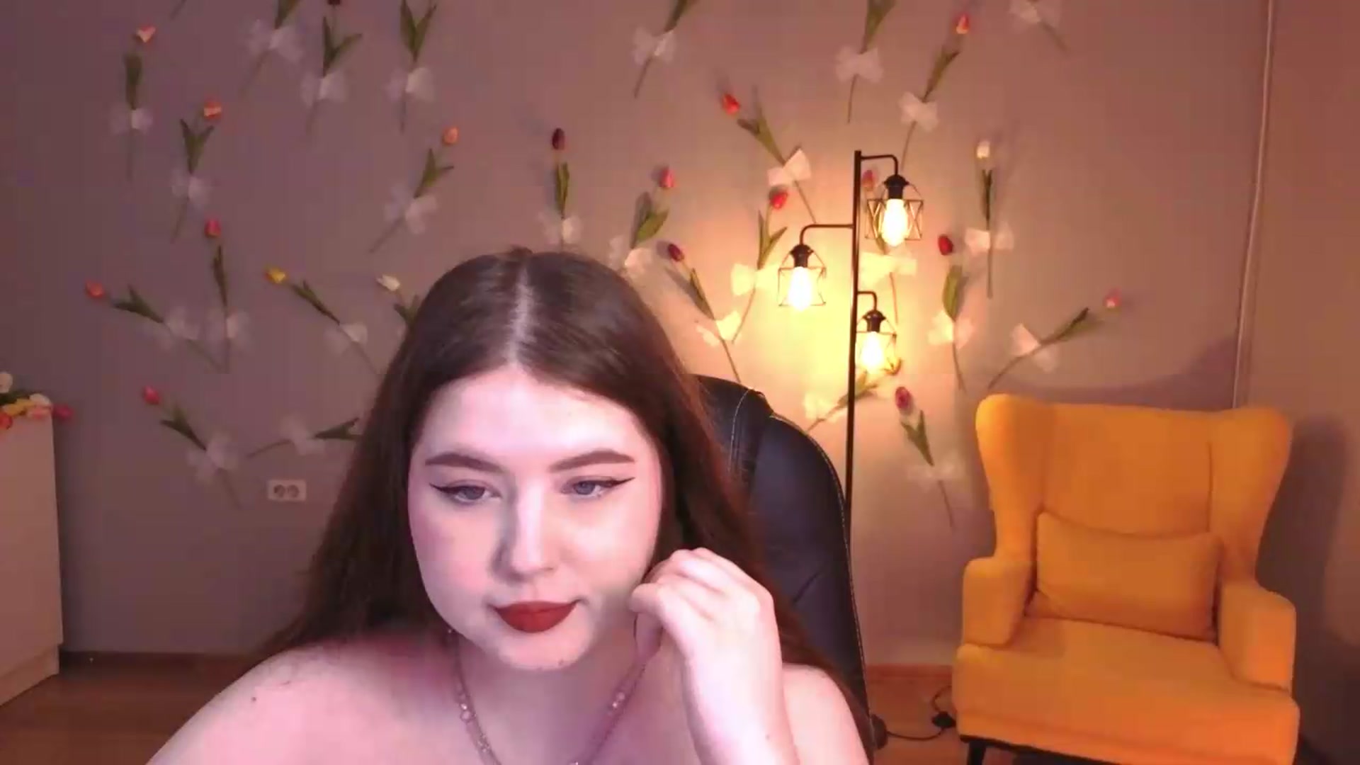 Gallery image thumbnail from EnigmaVeil's myfreecams stream on, 07/19/2026, 19:48 image 19 of 20