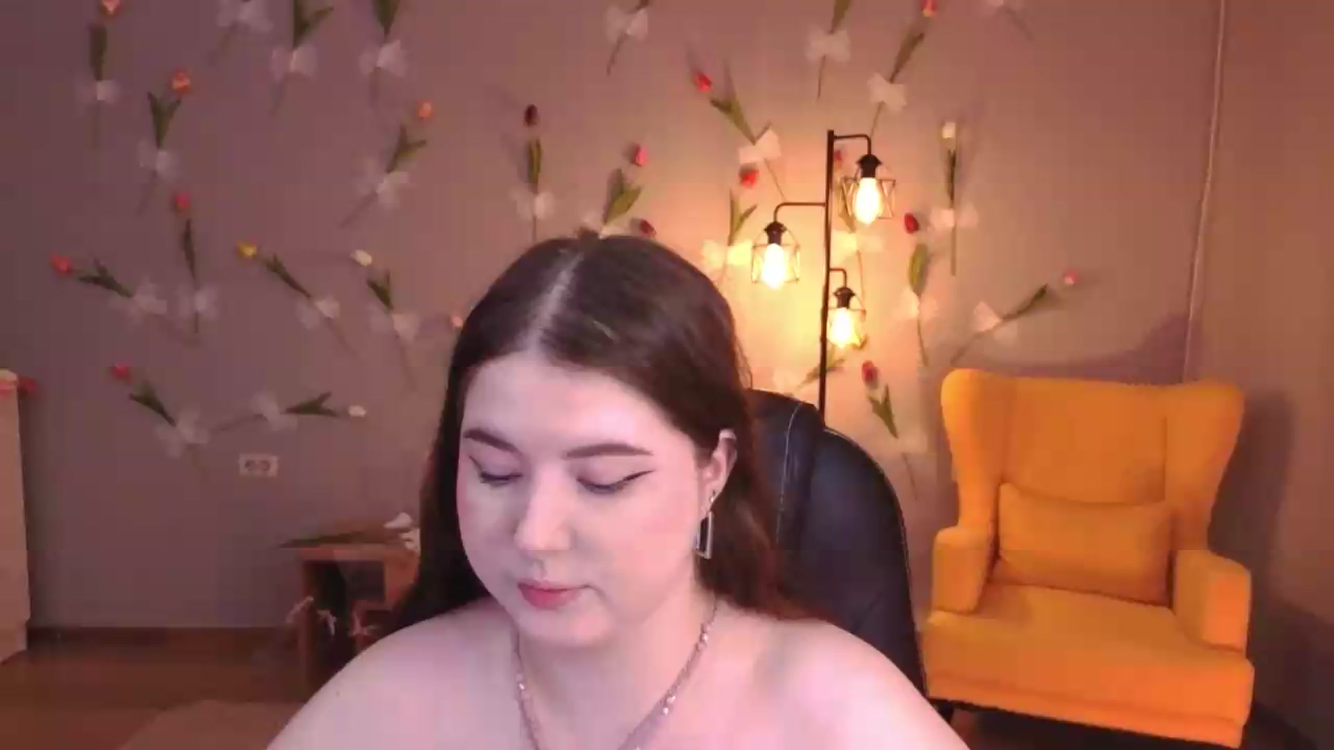 Gallery image thumbnail from EnigmaVeil's myfreecams stream on, 07/19/2026, 19:48 image 2 of 20