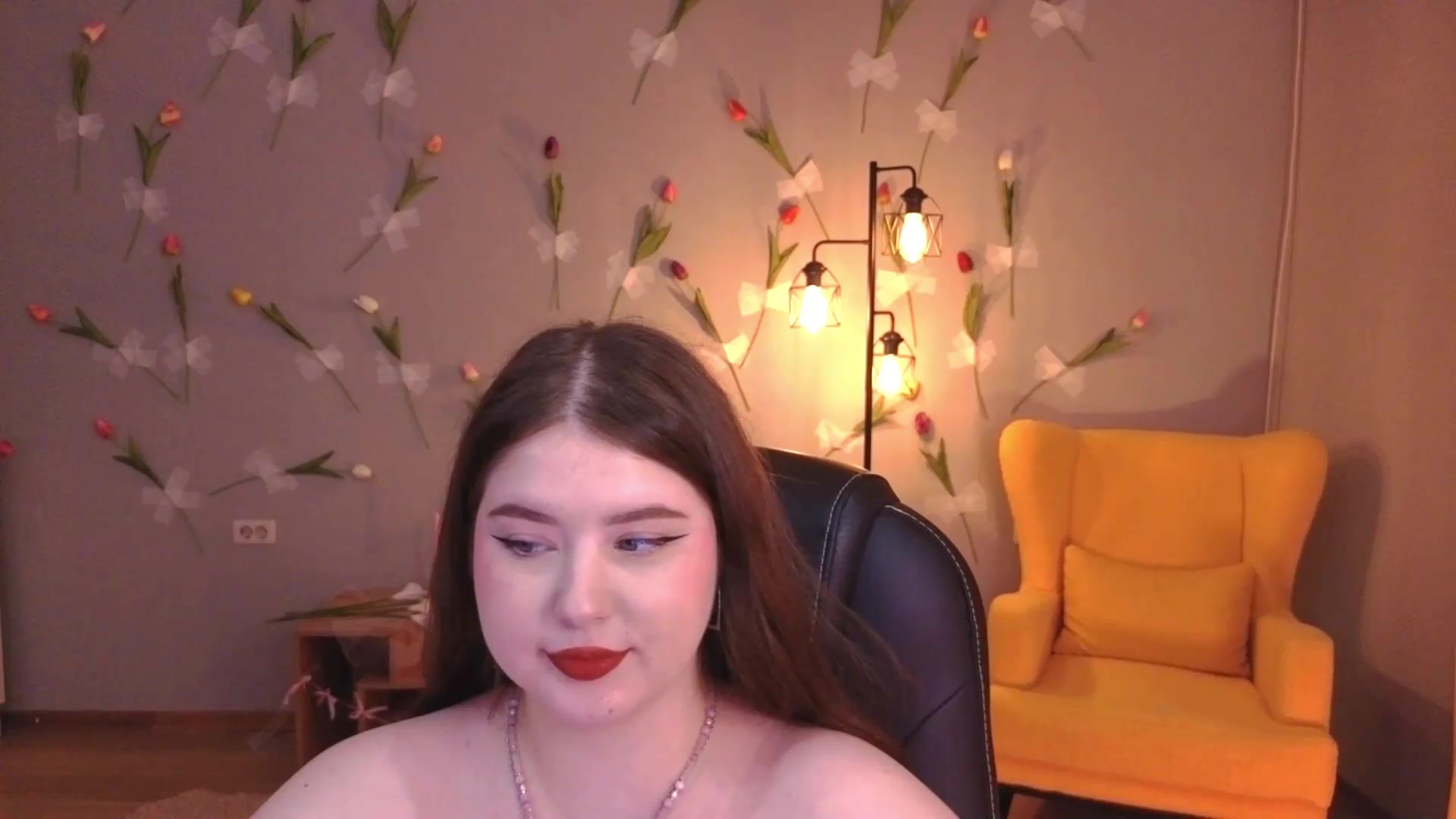 Gallery image thumbnail from EnigmaVeil's myfreecams stream on, 07/19/2026, 22:44 image 19 of 20