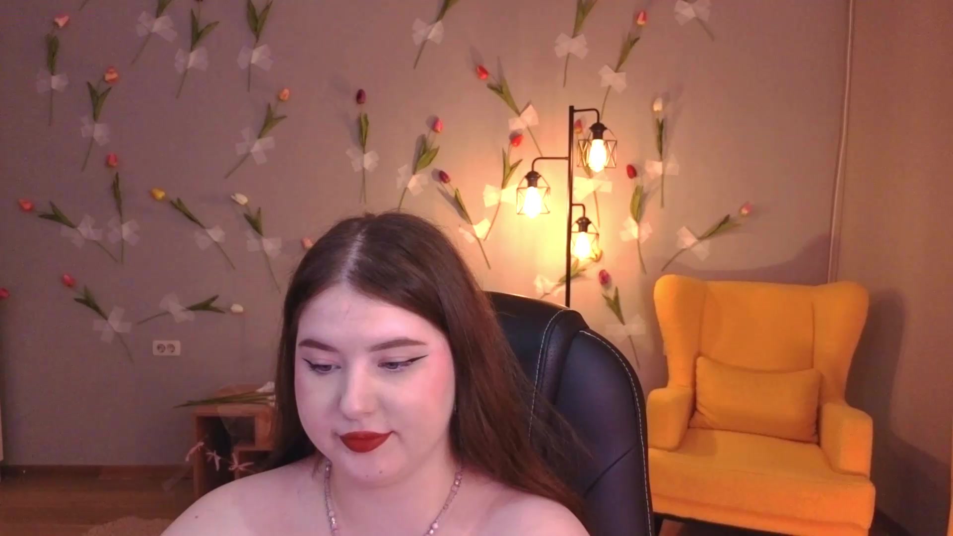 Gallery image thumbnail from EnigmaVeil's myfreecams stream on, 07/19/2026, 22:44 image 18 of 20