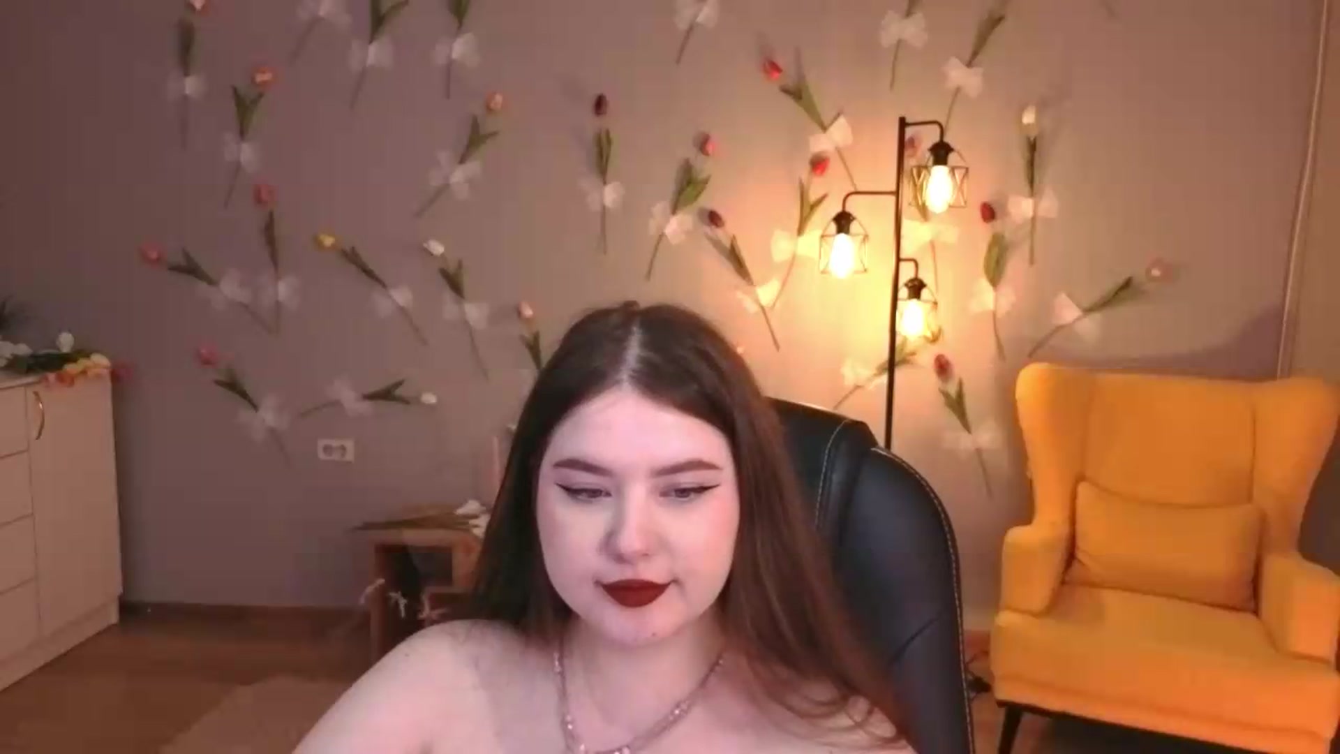 Gallery image thumbnail from EnigmaVeil's myfreecams stream on, 07/20/2026, 01:04 image 11 of 20