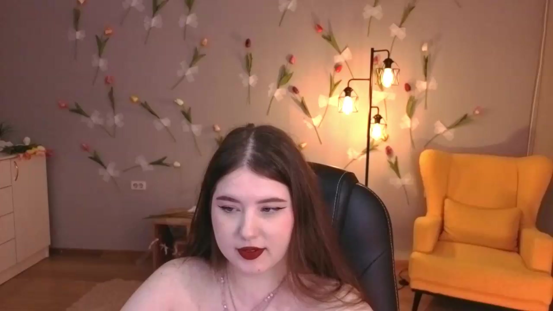 Gallery image thumbnail from EnigmaVeil's myfreecams stream on, 07/20/2026, 01:04 image 19 of 20