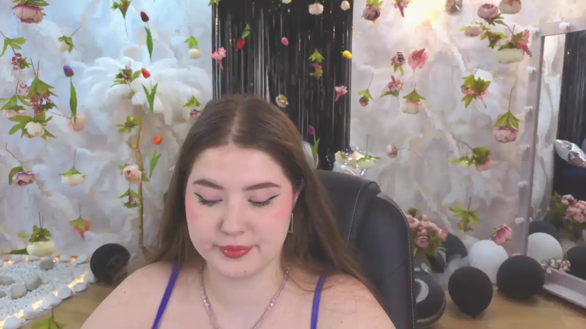 Gallery image thumbnail from EnigmaVeil's myfreecams stream on, 07/21/2026, 05:47 image 11 of 20
