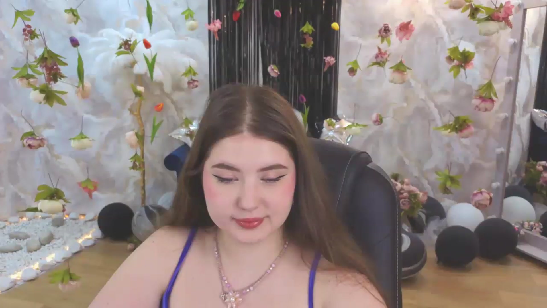 Gallery image thumbnail from EnigmaVeil's myfreecams stream on, 07/21/2026, 05:47 image 20 of 20