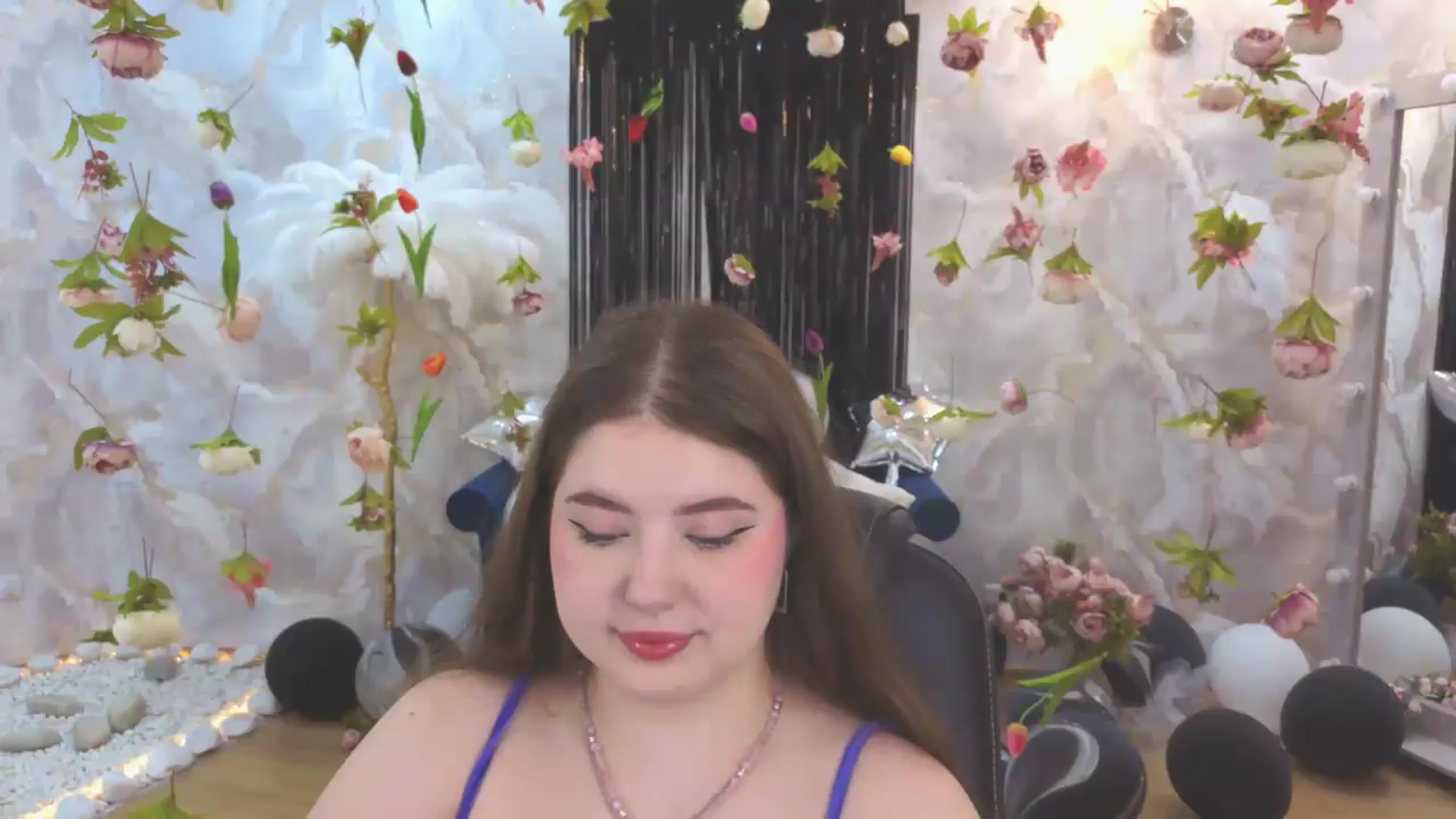 Gallery image thumbnail from EnigmaVeil's myfreecams stream on, 07/21/2026, 05:47 image 2 of 20