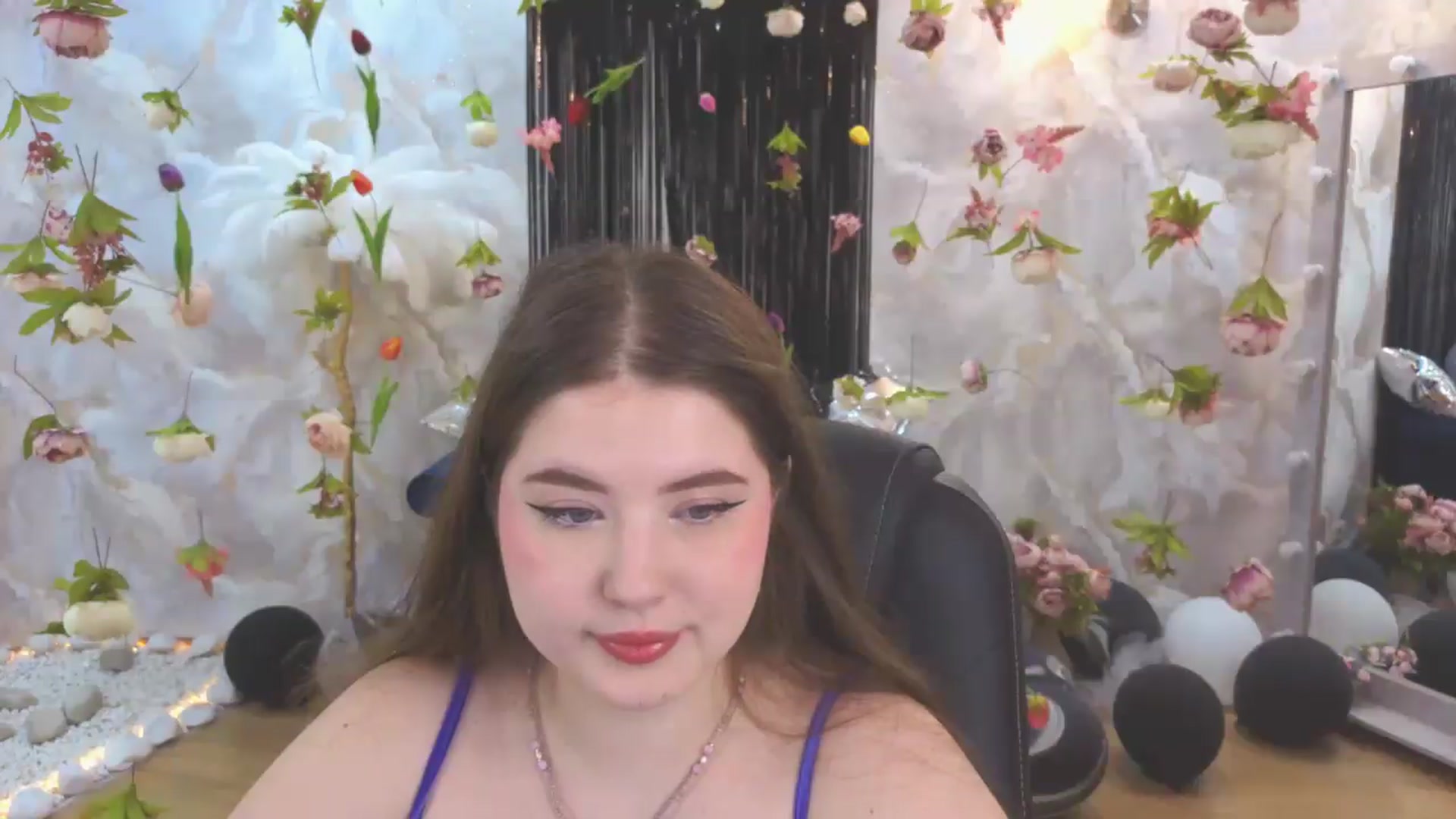 Gallery image thumbnail from EnigmaVeil's myfreecams stream on, 07/21/2026, 05:47 image 8 of 20