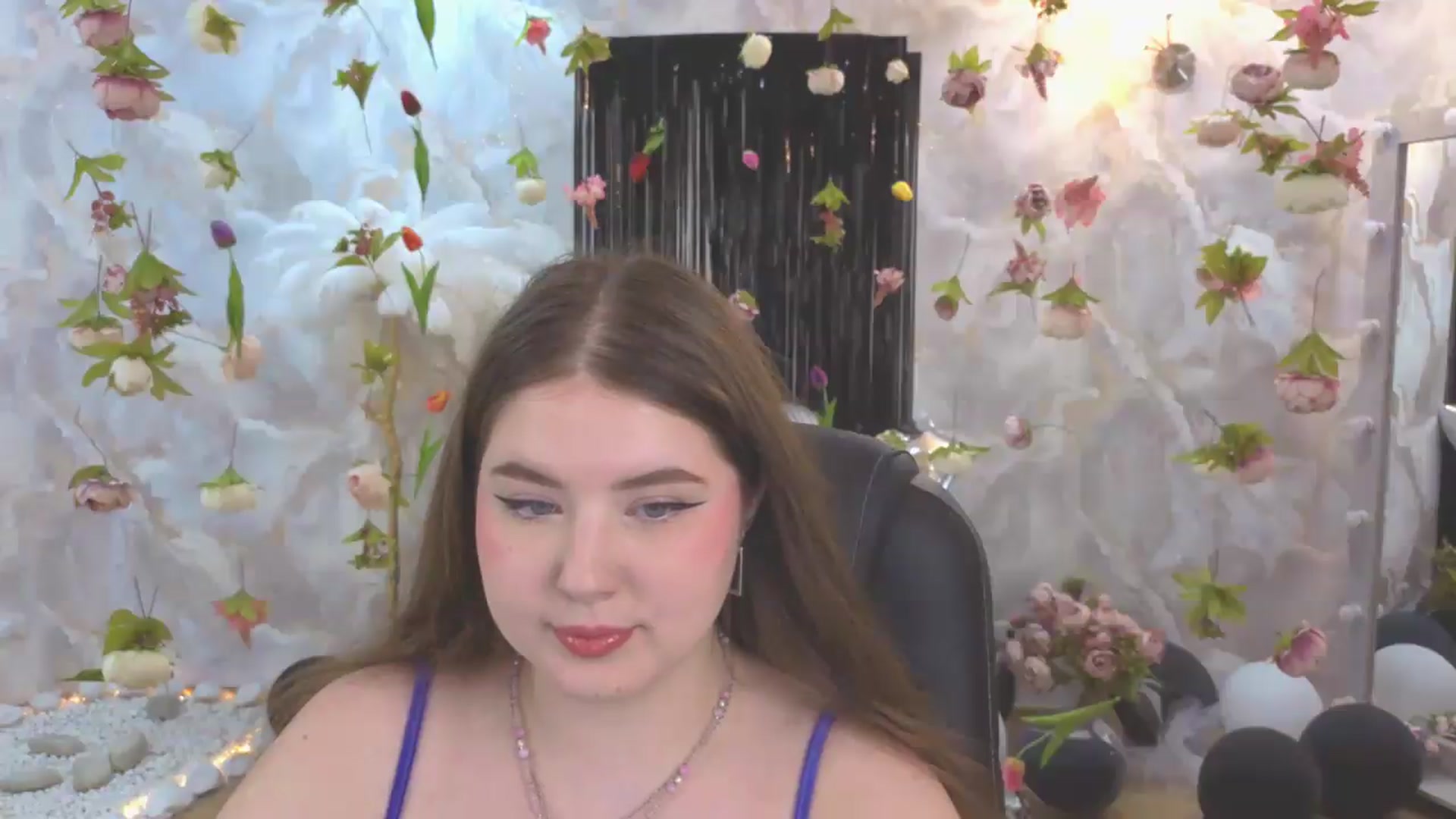 Gallery image thumbnail from EnigmaVeil's myfreecams stream on, 07/21/2026, 07:17 image 7 of 20