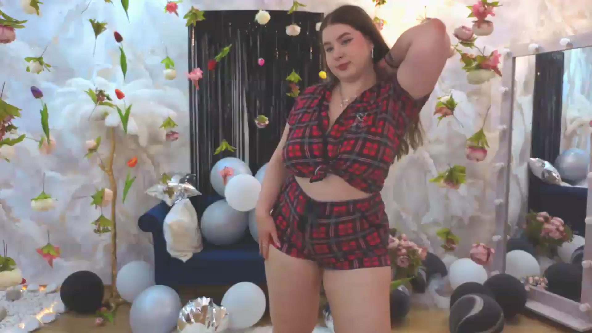 Gallery image thumbnail from EnigmaVeil's myfreecams stream on, 07/21/2026, 08:28 image 7 of 20