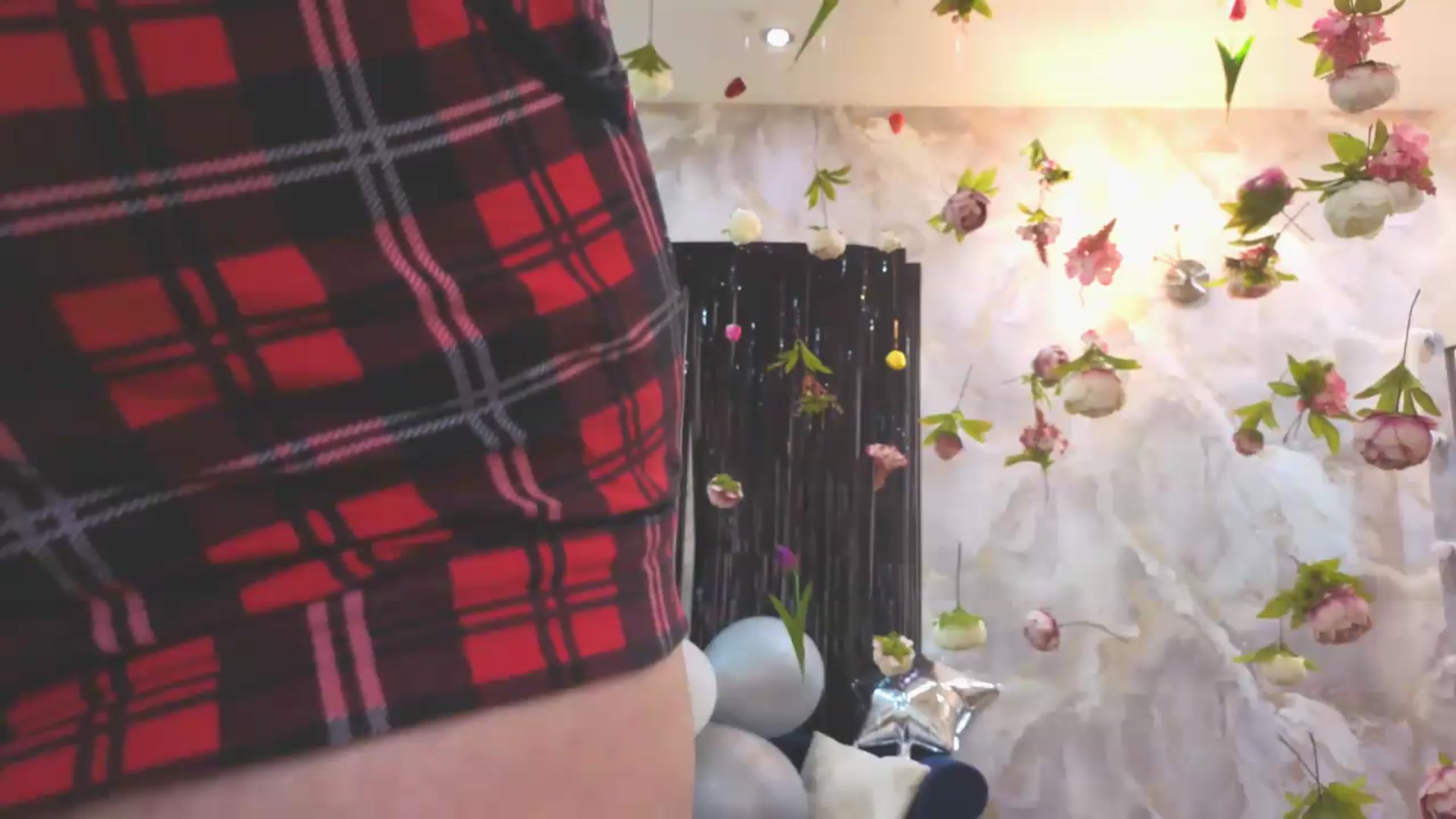 Gallery image thumbnail from EnigmaVeil's myfreecams stream on, 07/21/2026, 08:28 image 19 of 20