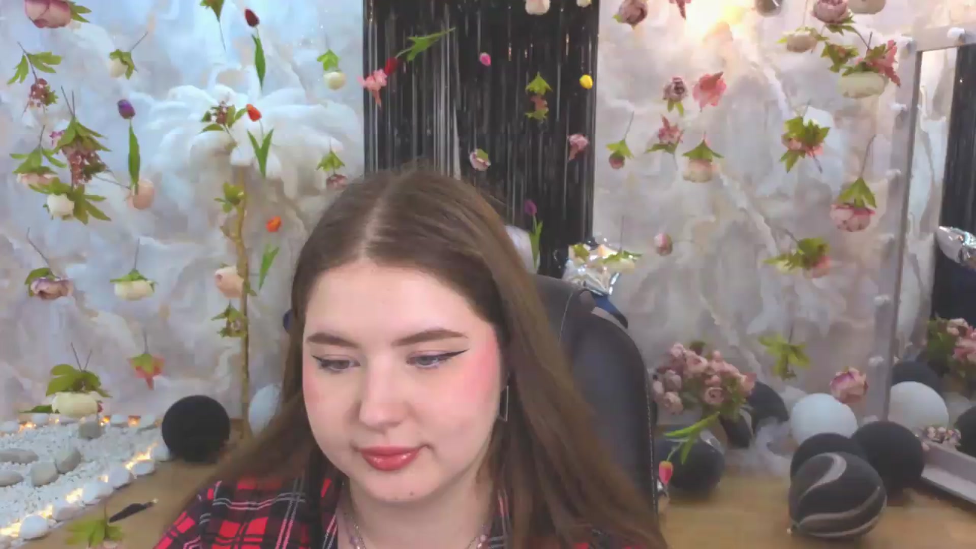 Gallery image thumbnail from EnigmaVeil's myfreecams stream on, 07/21/2026, 09:48 image 8 of 20