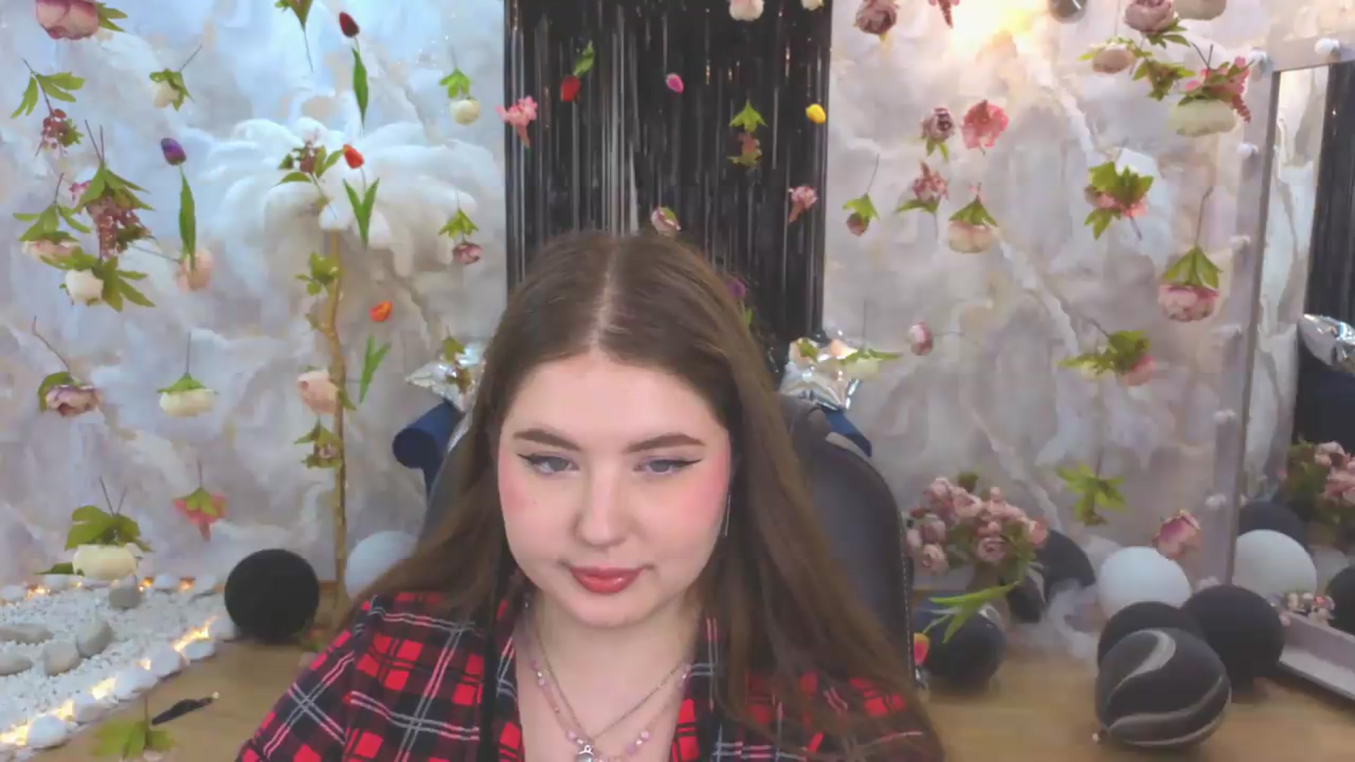 Gallery image thumbnail from EnigmaVeil's myfreecams stream on, 07/21/2026, 09:48 image 9 of 20