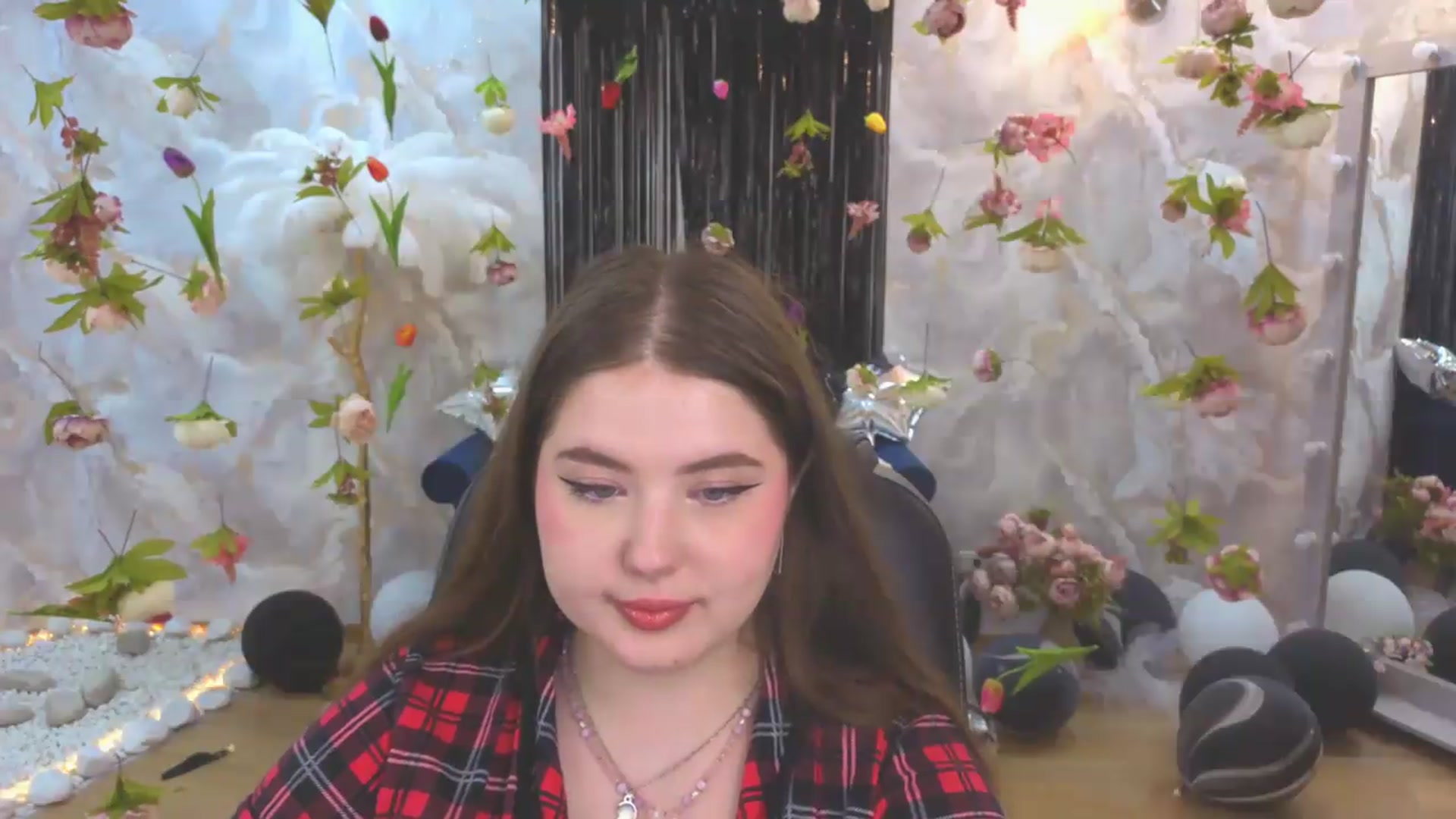 Gallery image thumbnail from EnigmaVeil's myfreecams stream on, 07/21/2026, 09:48 image 3 of 20