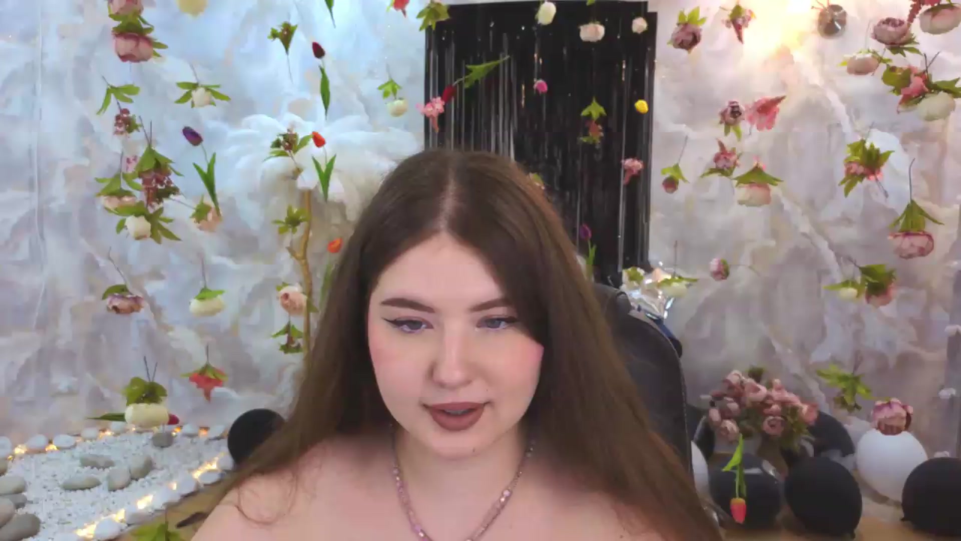 Gallery image thumbnail from EnigmaVeil's myfreecams stream on, 07/22/2026, 08:56 image 1 of 20