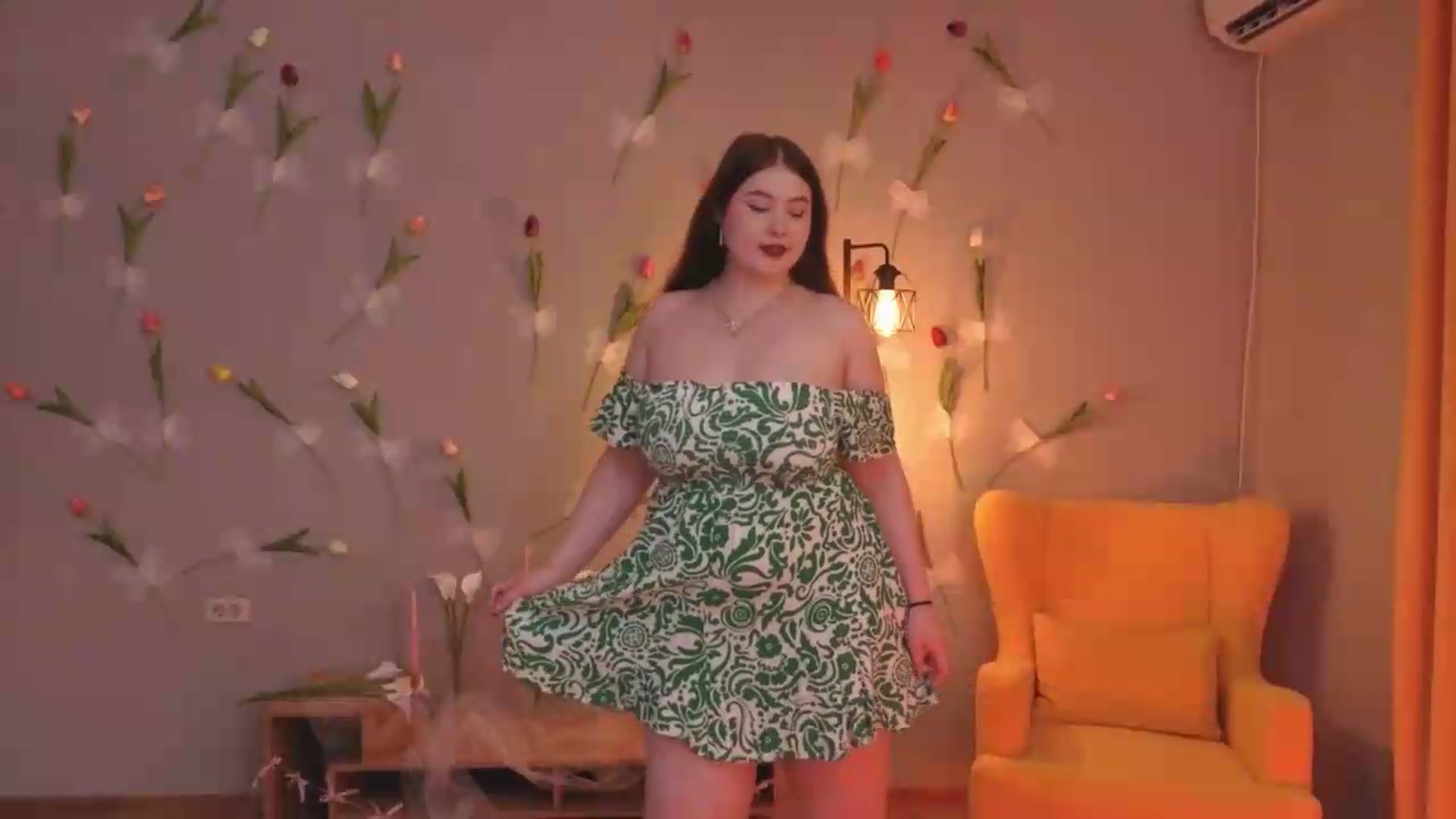 Gallery image thumbnail from EnigmaVeil's myfreecams stream on, 07/23/2026, 22:48 image 14 of 20