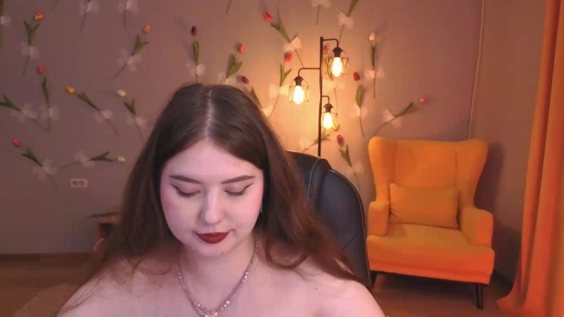 Gallery image thumbnail from EnigmaVeil's myfreecams stream on, 07/23/2026, 23:36 image 5 of 20