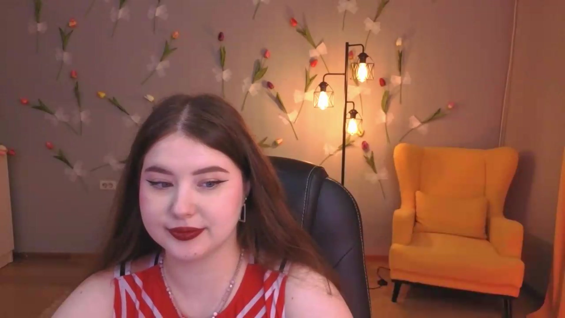 Gallery image thumbnail from EnigmaVeil's myfreecams stream on, 07/24/2026, 01:32 image 15 of 20
