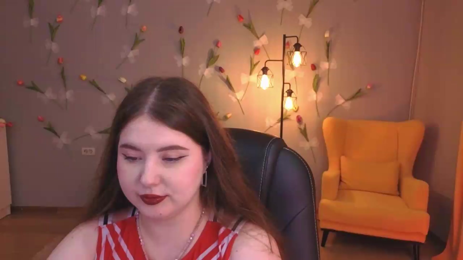 Gallery image thumbnail from EnigmaVeil's myfreecams stream on, 07/24/2026, 01:32 image 13 of 20