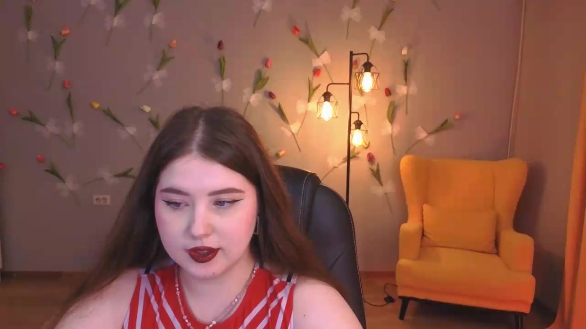 Gallery image thumbnail from EnigmaVeil's myfreecams stream on, 07/24/2026, 02:22 image 4 of 20