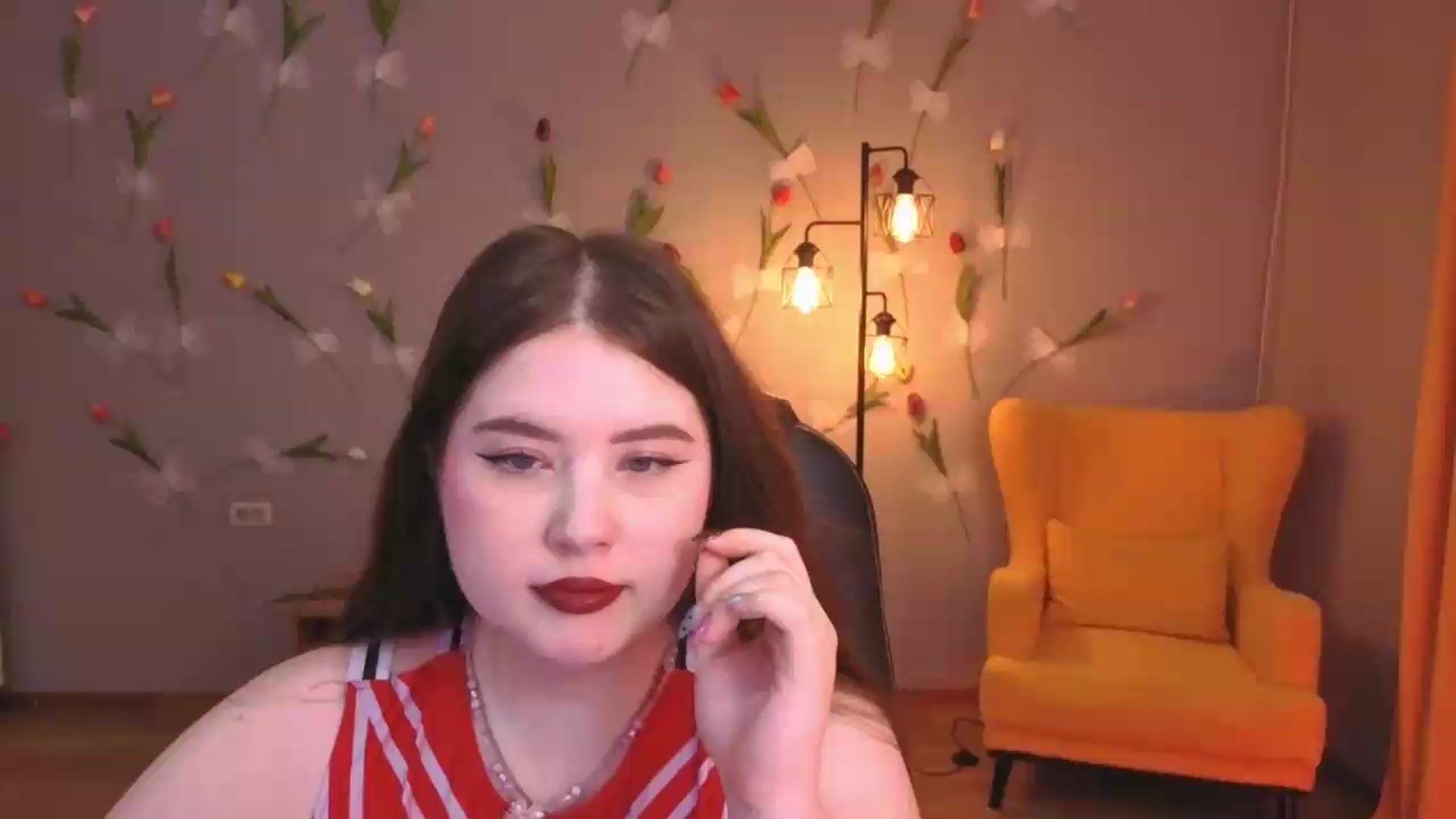 Gallery image thumbnail from EnigmaVeil's myfreecams stream on, 07/24/2026, 04:24 image 15 of 20