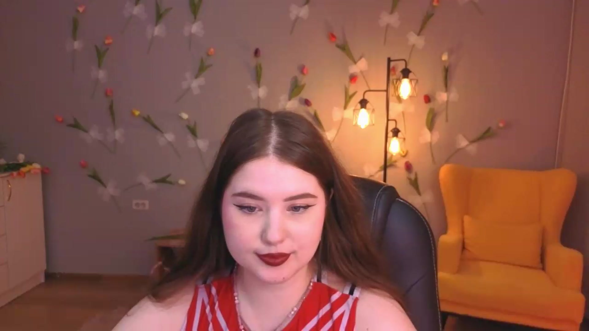 Gallery image thumbnail from EnigmaVeil's myfreecams stream on, 07/24/2026, 05:18 image 19 of 20