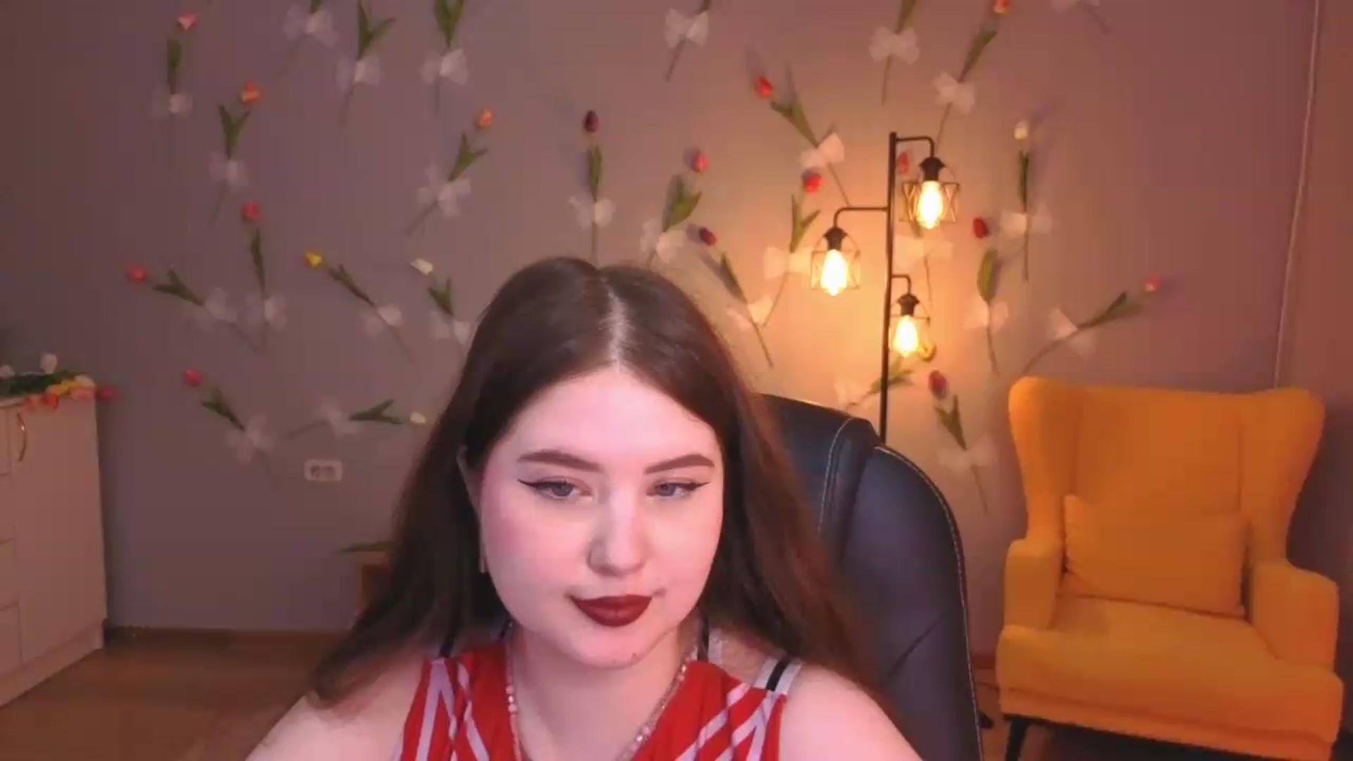 Gallery image thumbnail from EnigmaVeil's myfreecams stream on, 07/24/2026, 05:18 image 16 of 20
