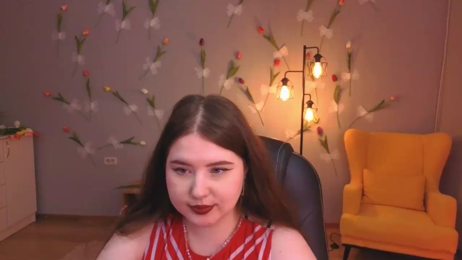 Gallery image thumbnail from EnigmaVeil's myfreecams stream on, 07/24/2026, 05:18 image 15 of 20