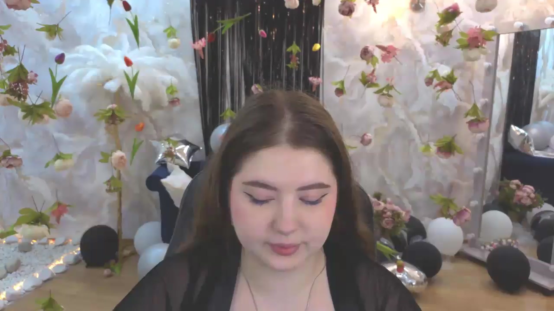 Gallery image thumbnail from EnigmaVeil's myfreecams stream on, 07/27/2026, 03:33 image 7 of 20