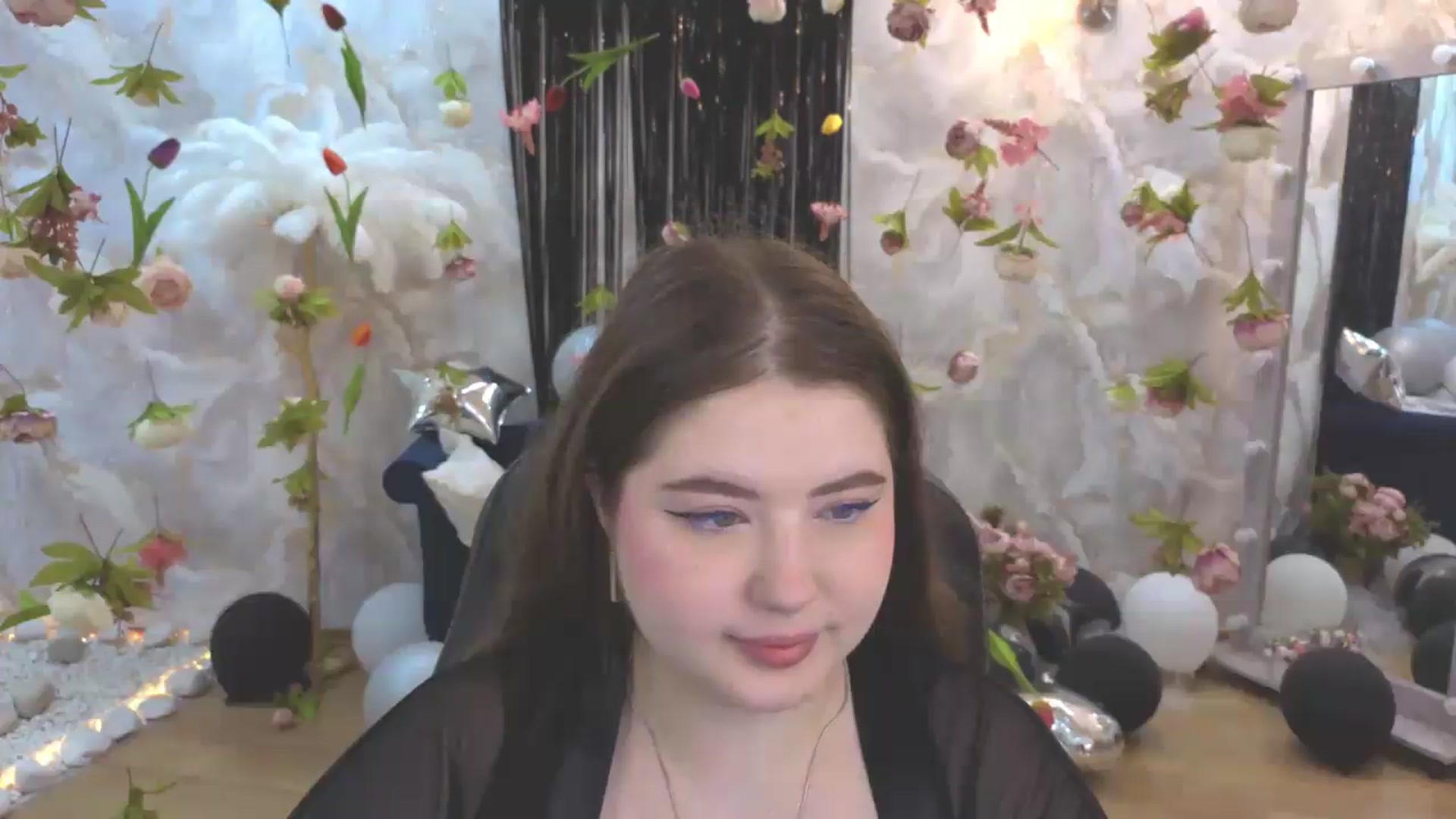 Gallery image thumbnail from EnigmaVeil's myfreecams stream on, 07/27/2026, 03:33 image 5 of 20