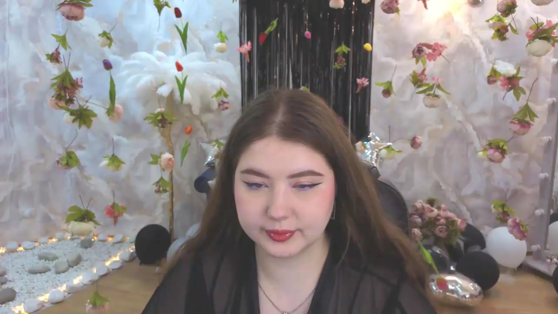 Gallery image thumbnail from EnigmaVeil's myfreecams stream on, 07/27/2026, 04:47 image 6 of 20