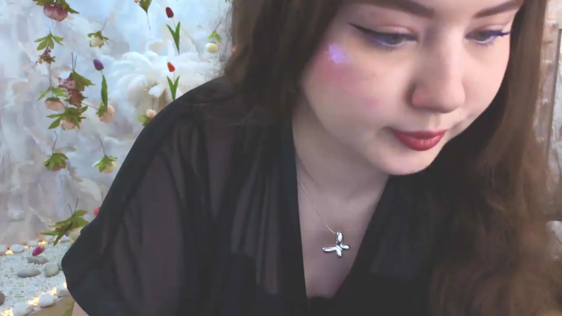 Gallery image thumbnail from EnigmaVeil's myfreecams stream on, 07/27/2026, 04:47 image 15 of 20