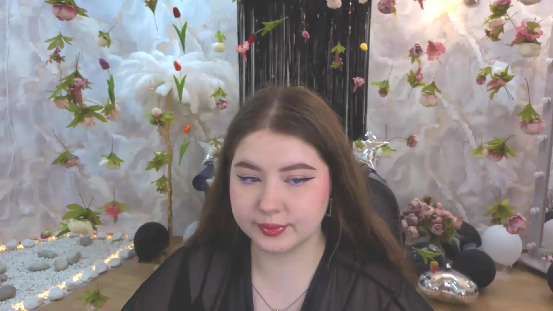 Gallery image thumbnail from EnigmaVeil's myfreecams stream on, 07/27/2026, 04:47 image 4 of 20