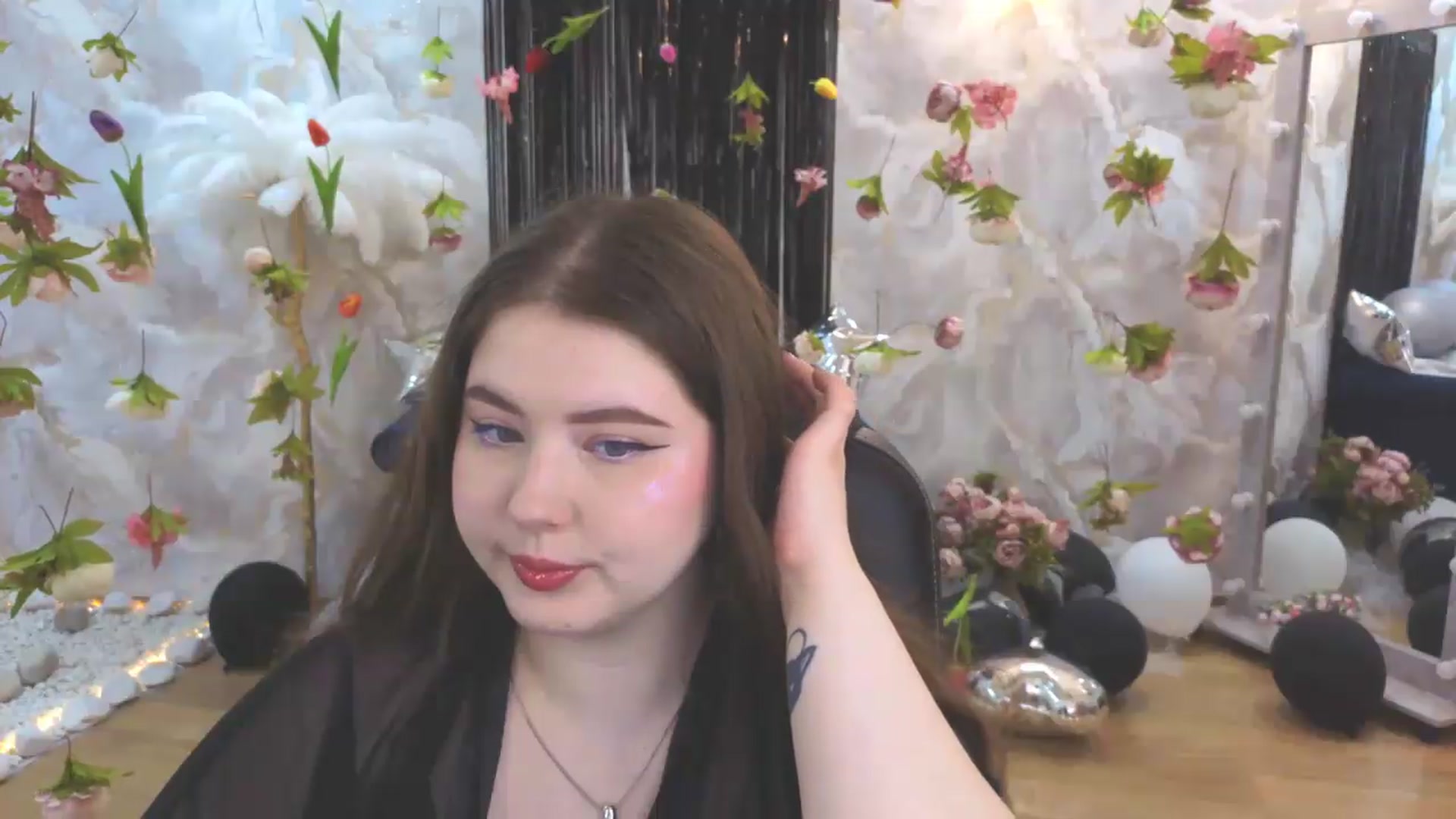 Gallery image thumbnail from EnigmaVeil's myfreecams stream on, 07/27/2026, 05:11 image 20 of 20