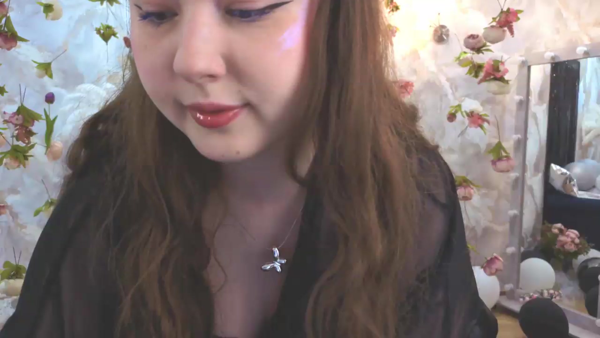 Gallery image thumbnail from EnigmaVeil's myfreecams stream on, 07/27/2026, 05:47 image 3 of 20