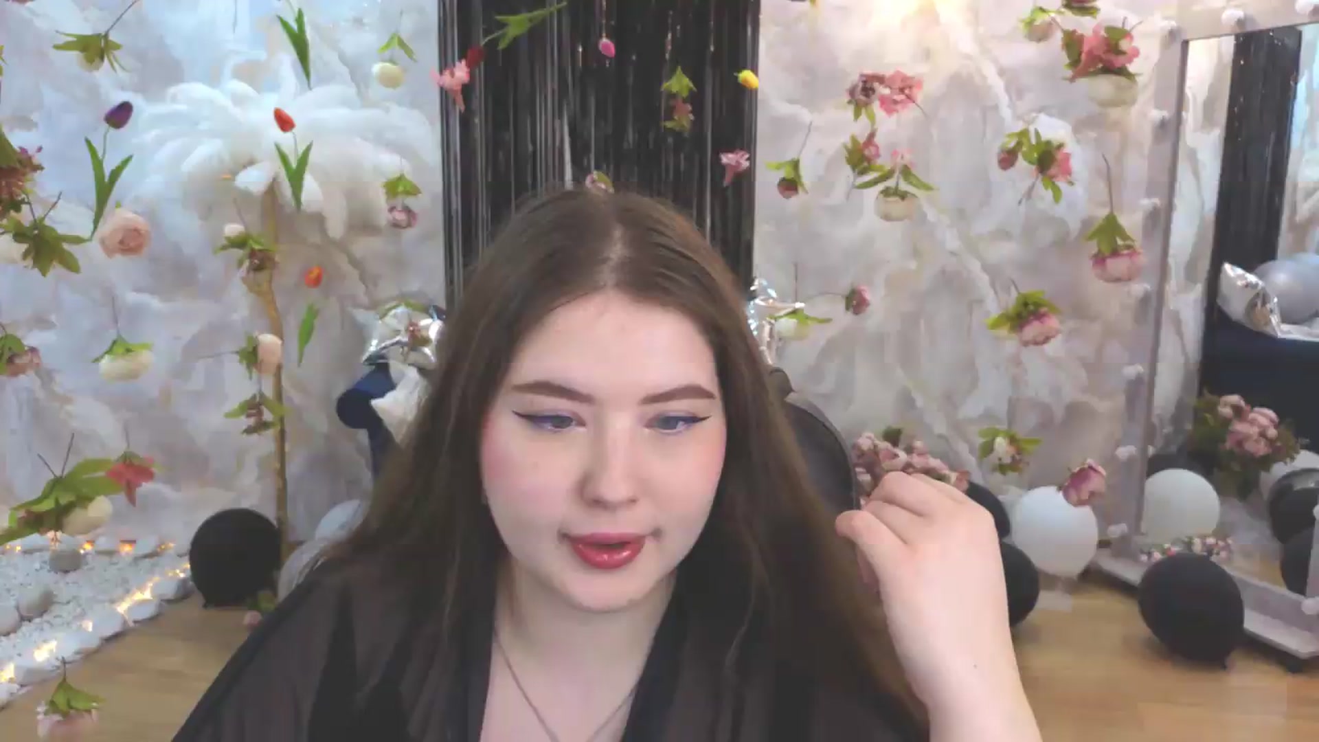 Gallery image thumbnail from EnigmaVeil's myfreecams stream on, 07/27/2026, 05:47 image 1 of 20