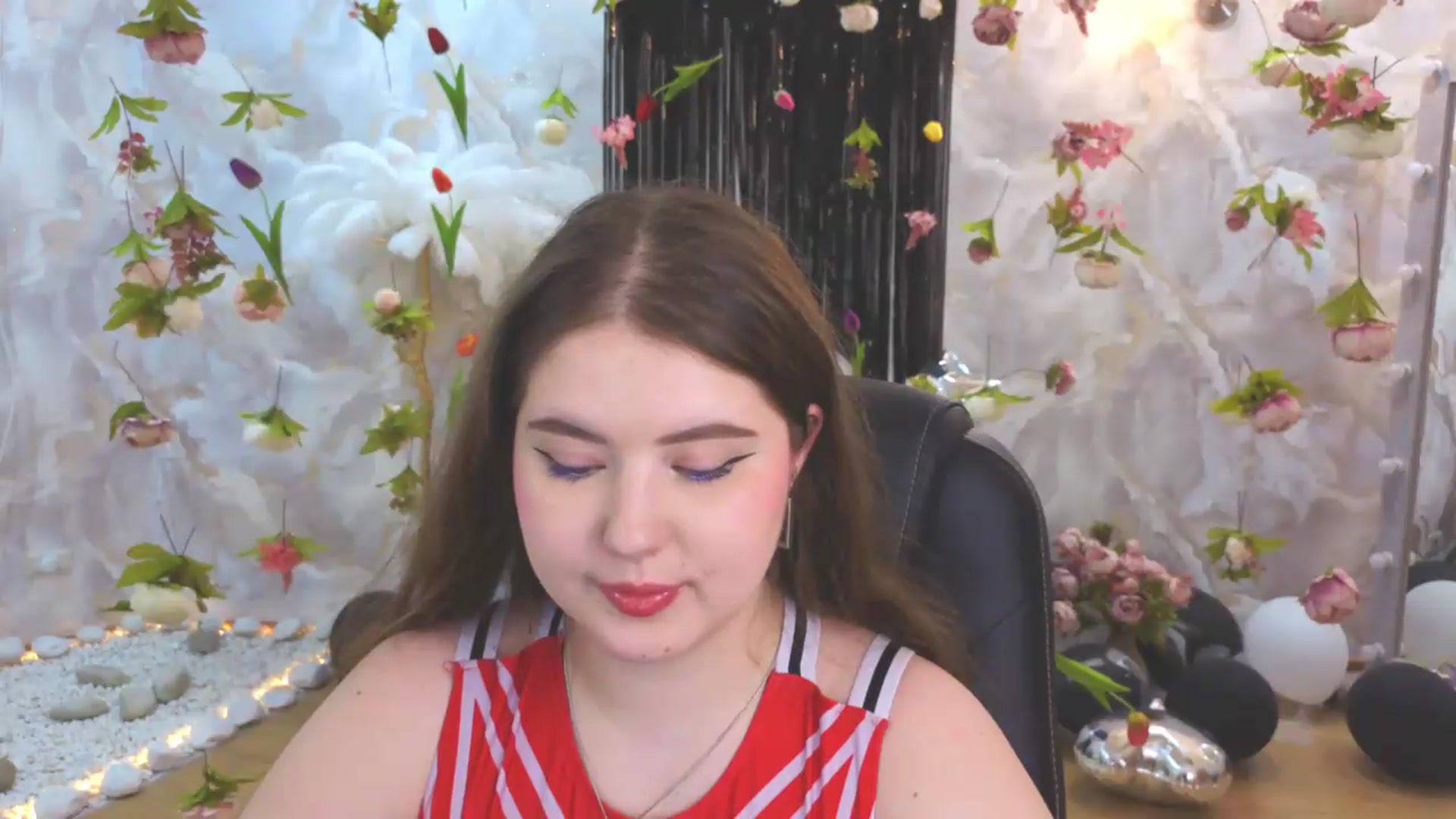 Gallery image thumbnail from EnigmaVeil's myfreecams stream on, 07/27/2026, 07:49 image 20 of 20