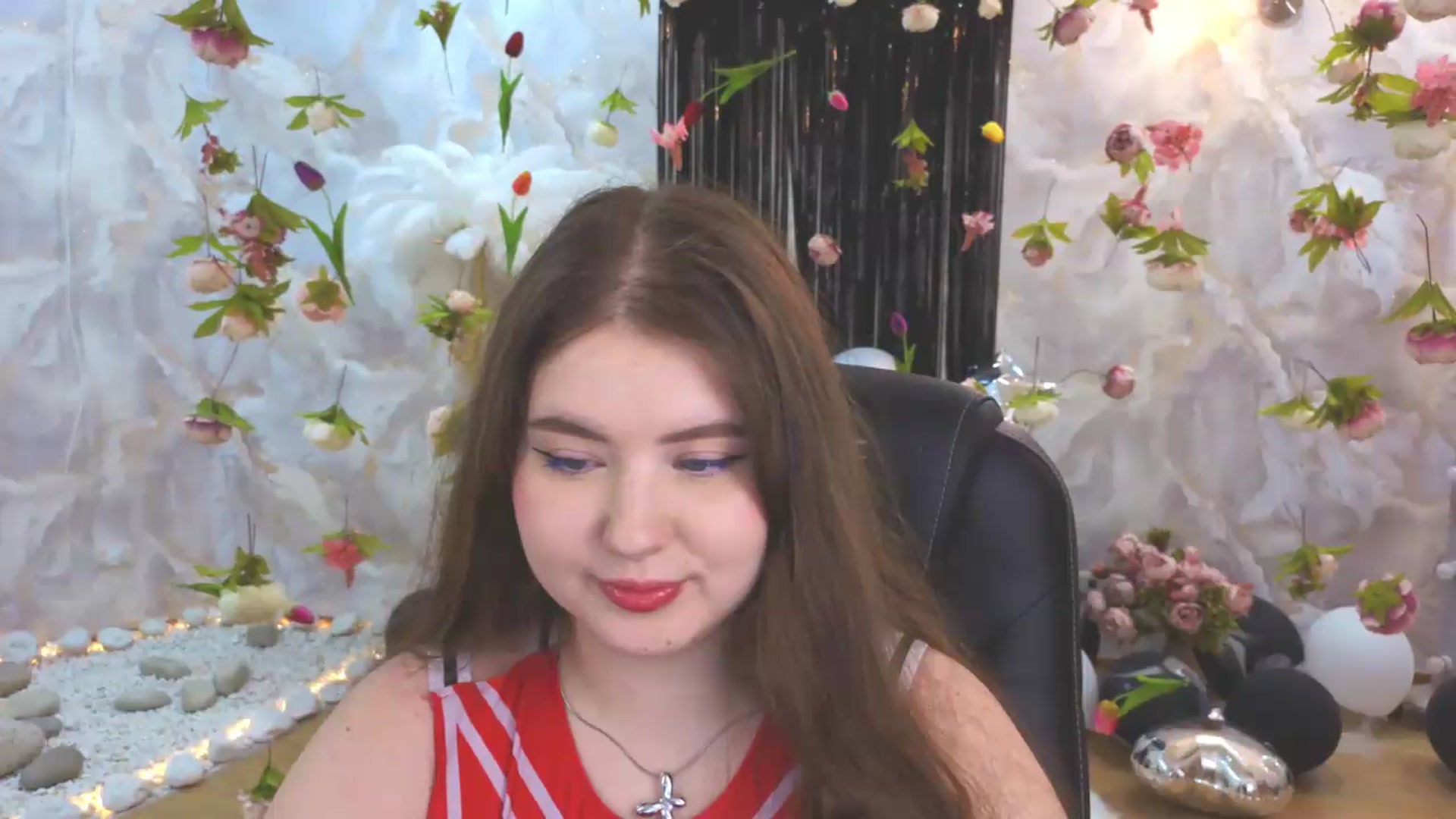 Gallery image thumbnail from EnigmaVeil's myfreecams stream on, 07/27/2026, 07:49 image 16 of 20