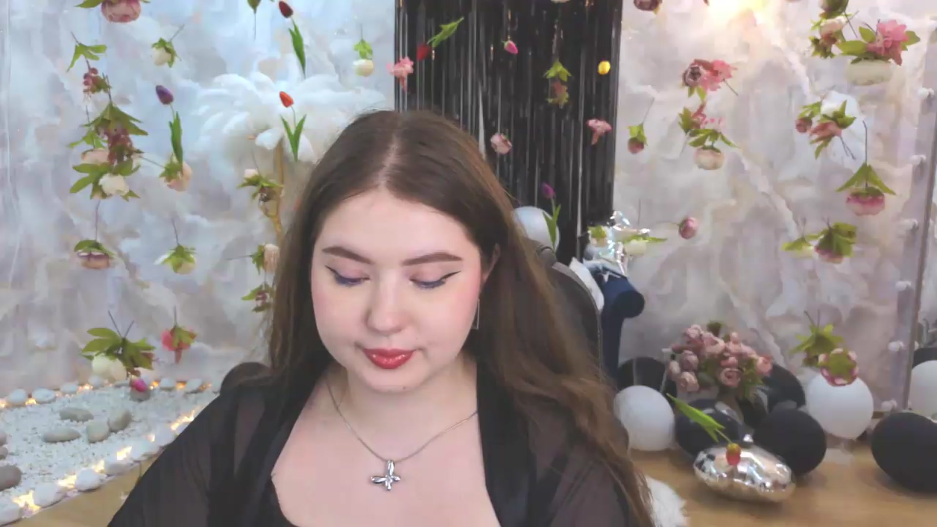 Gallery image thumbnail from EnigmaVeil's myfreecams stream on, 07/27/2026, 07:49 image 10 of 20